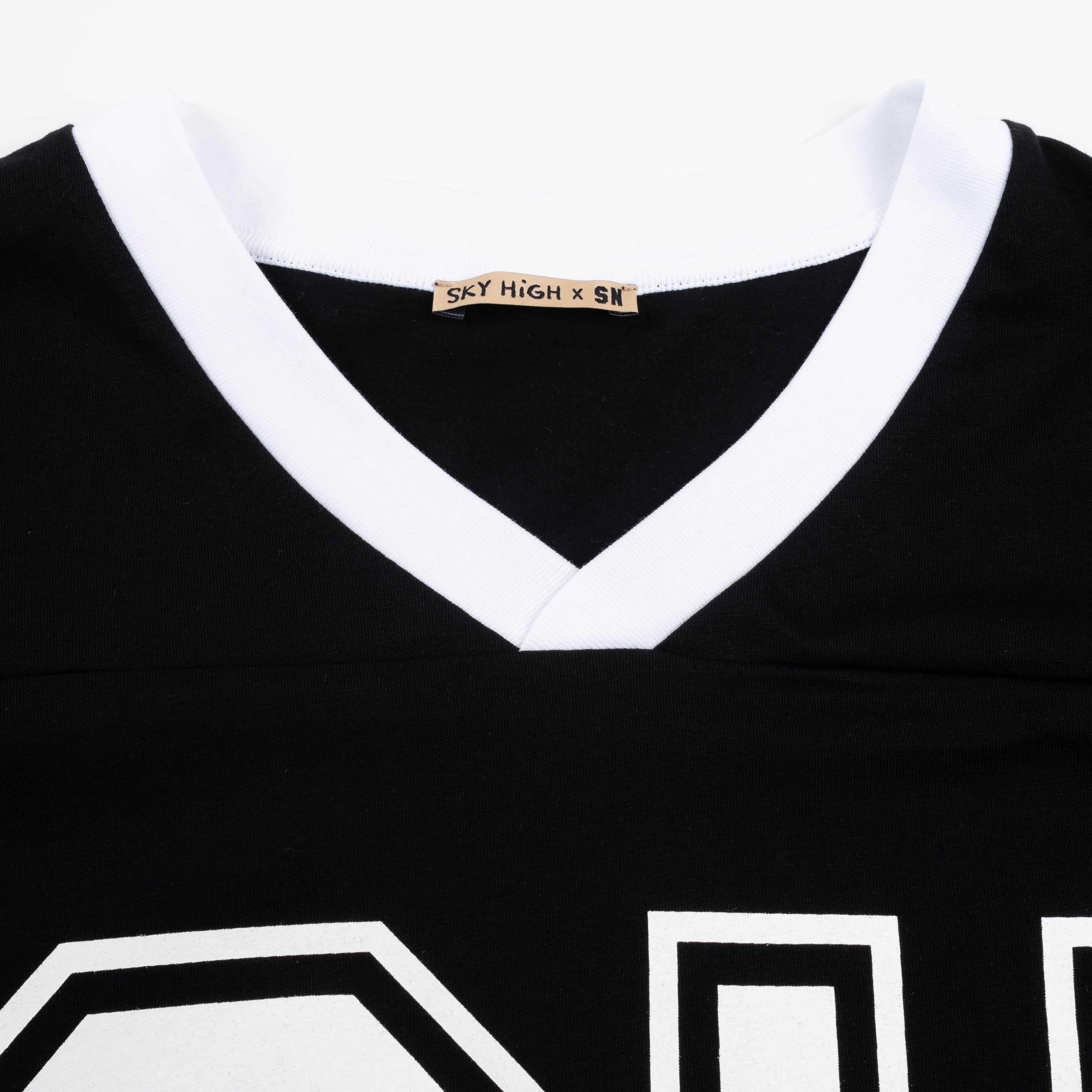 SHFWW x Samira Nasr V-Neck Tee Black SHF04T301
