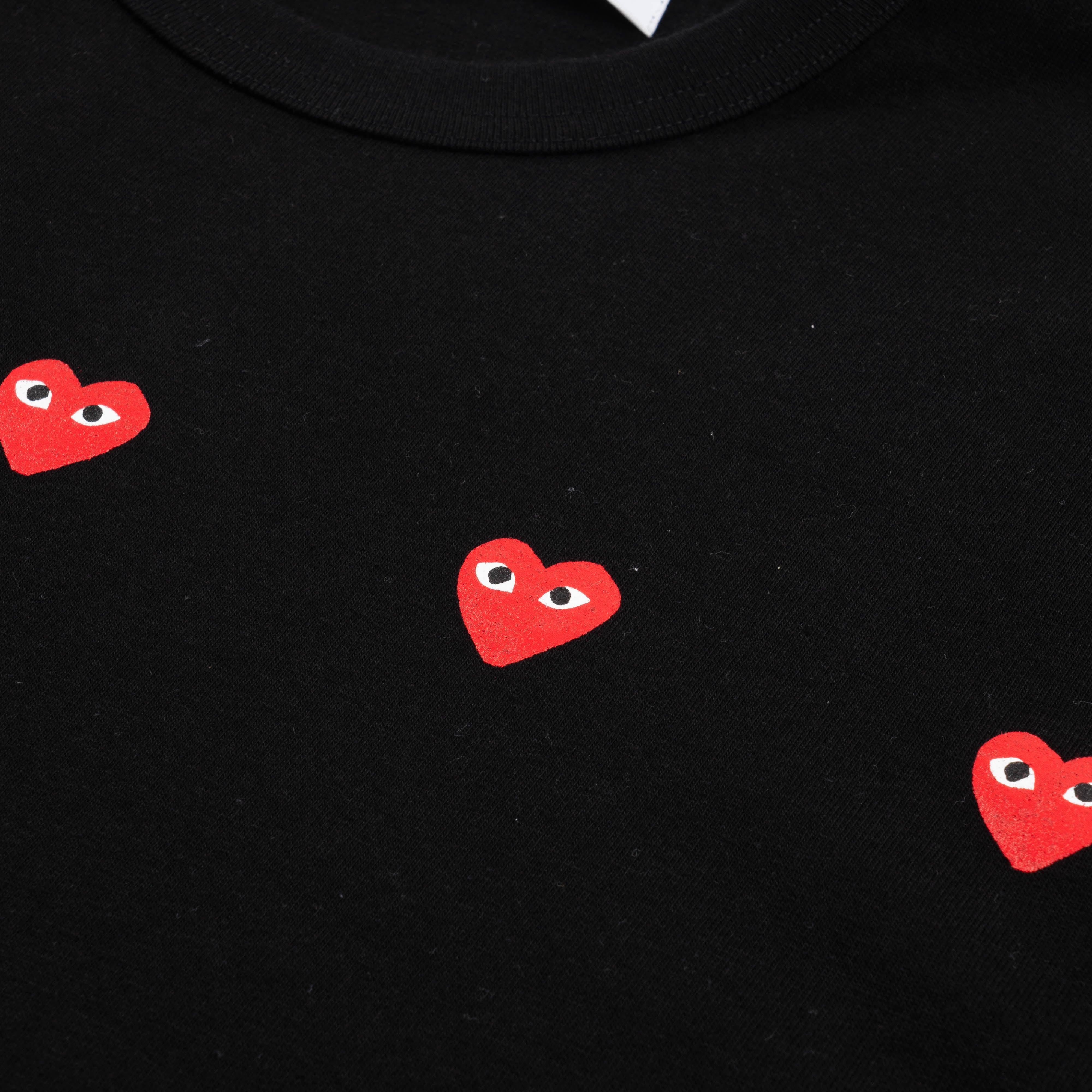 CDG Play Three Red Heart Tee Black AX T337 051 1
