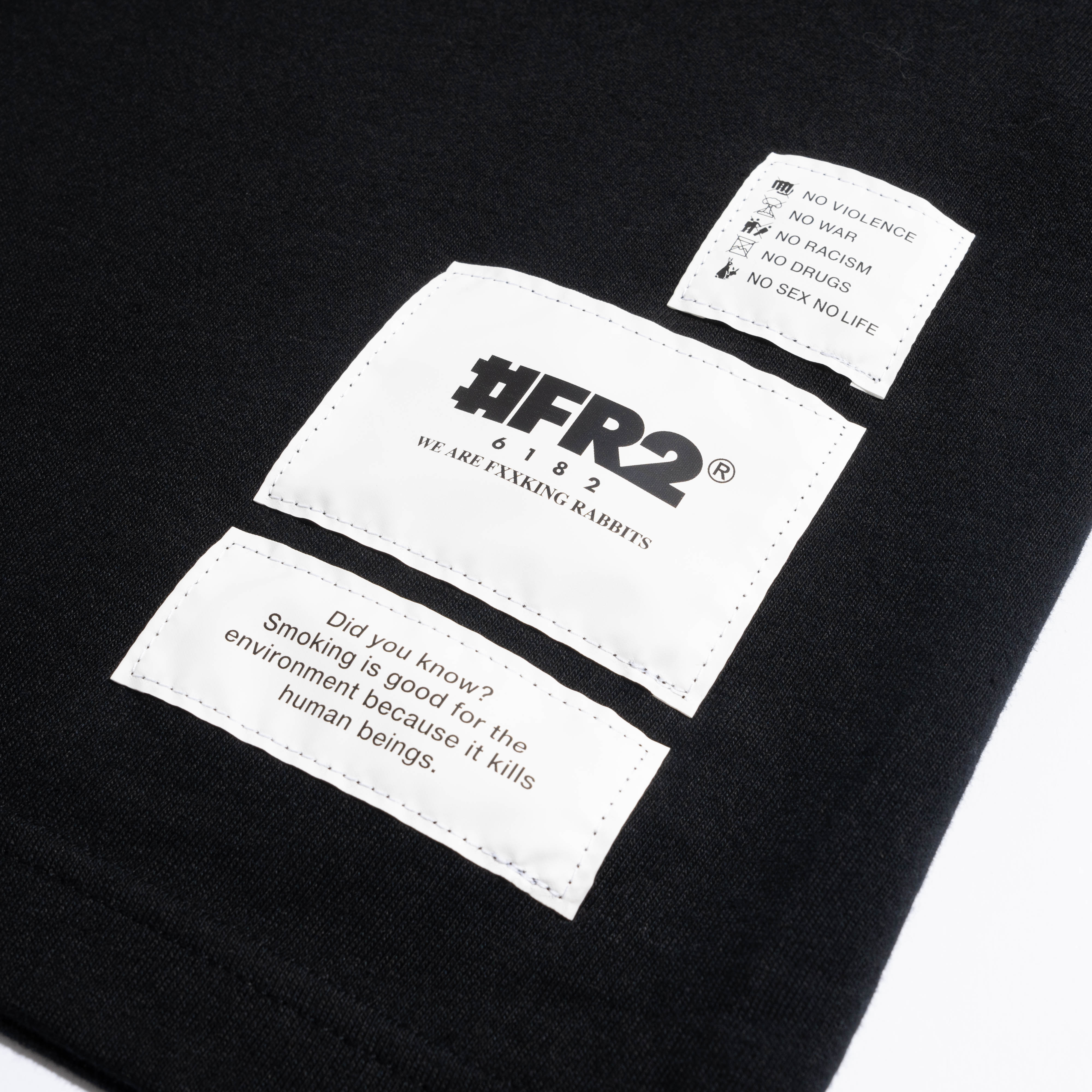 トップス peace Peace Tee Black FRC3166 – Capsule