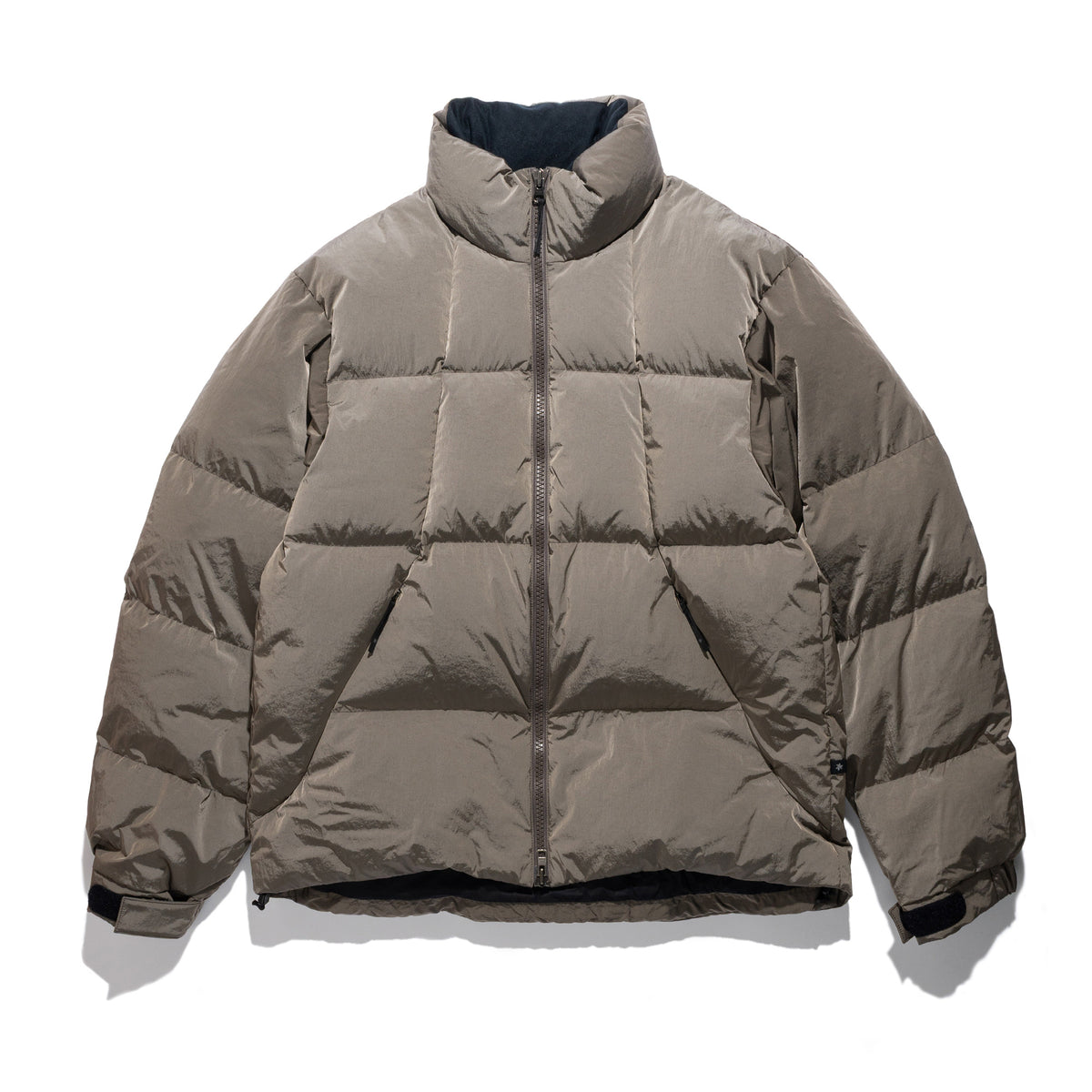 Dope Dyed Ripple Nylon Down Jacket Woody Beige GL26330