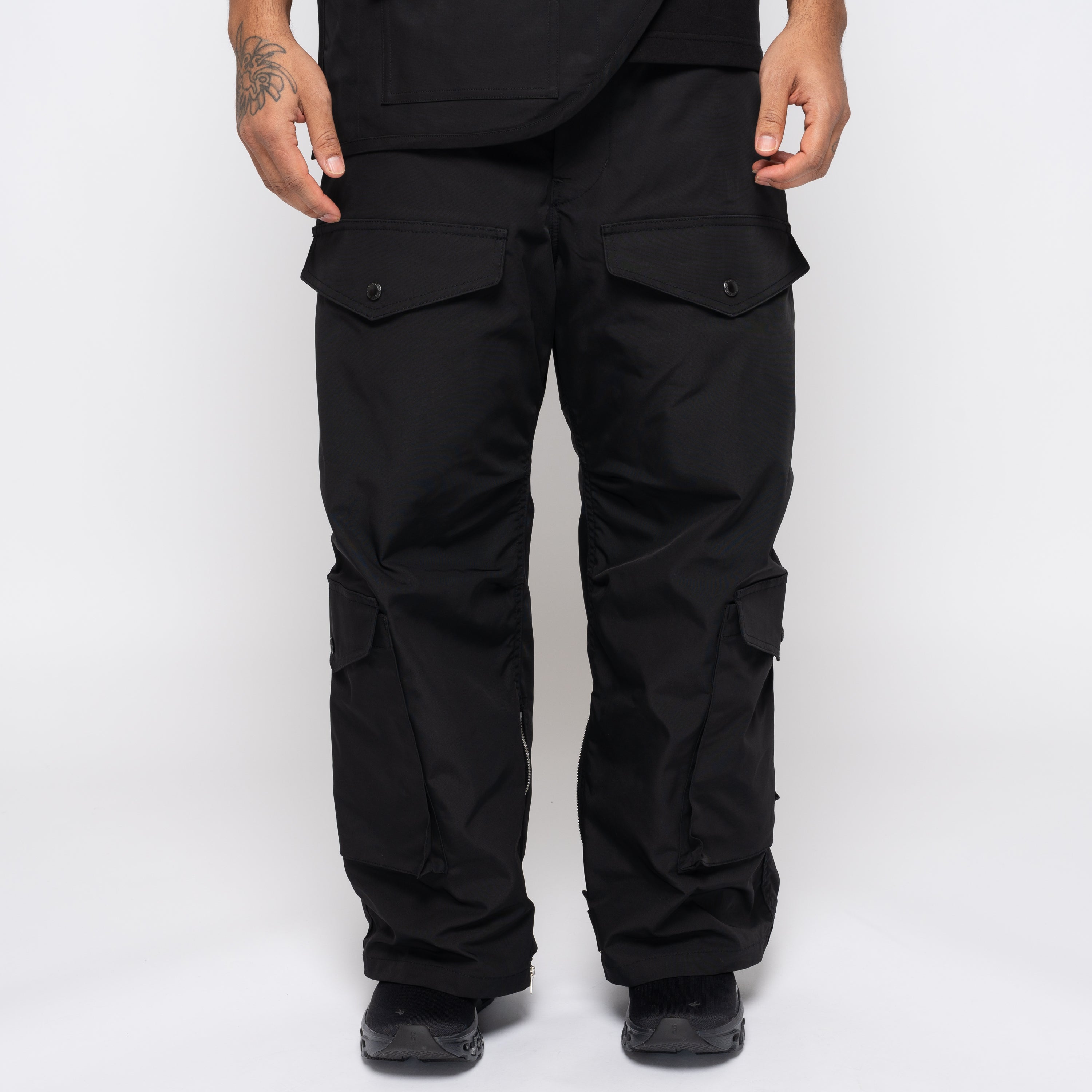 JW MAN Wide-Fit Cargo casual Pants Black WM-P007-051
