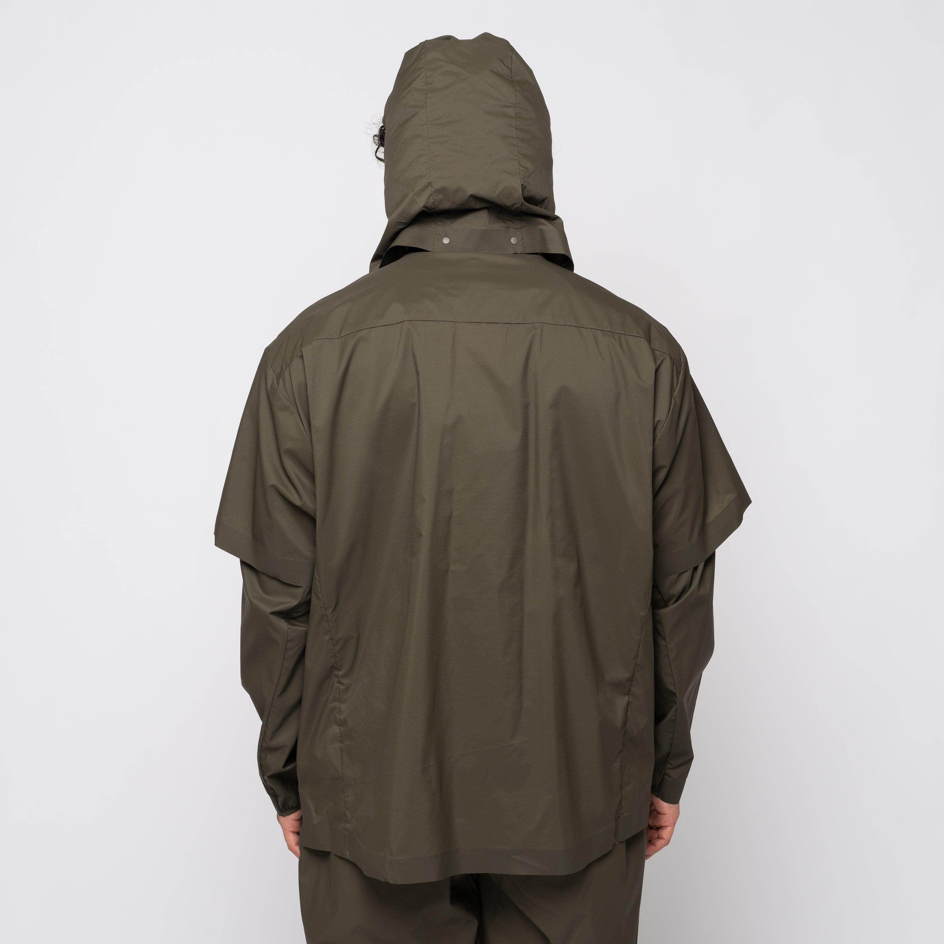 Goldwin 0 Wind Shirt Leaf GZ54102 – Capsule