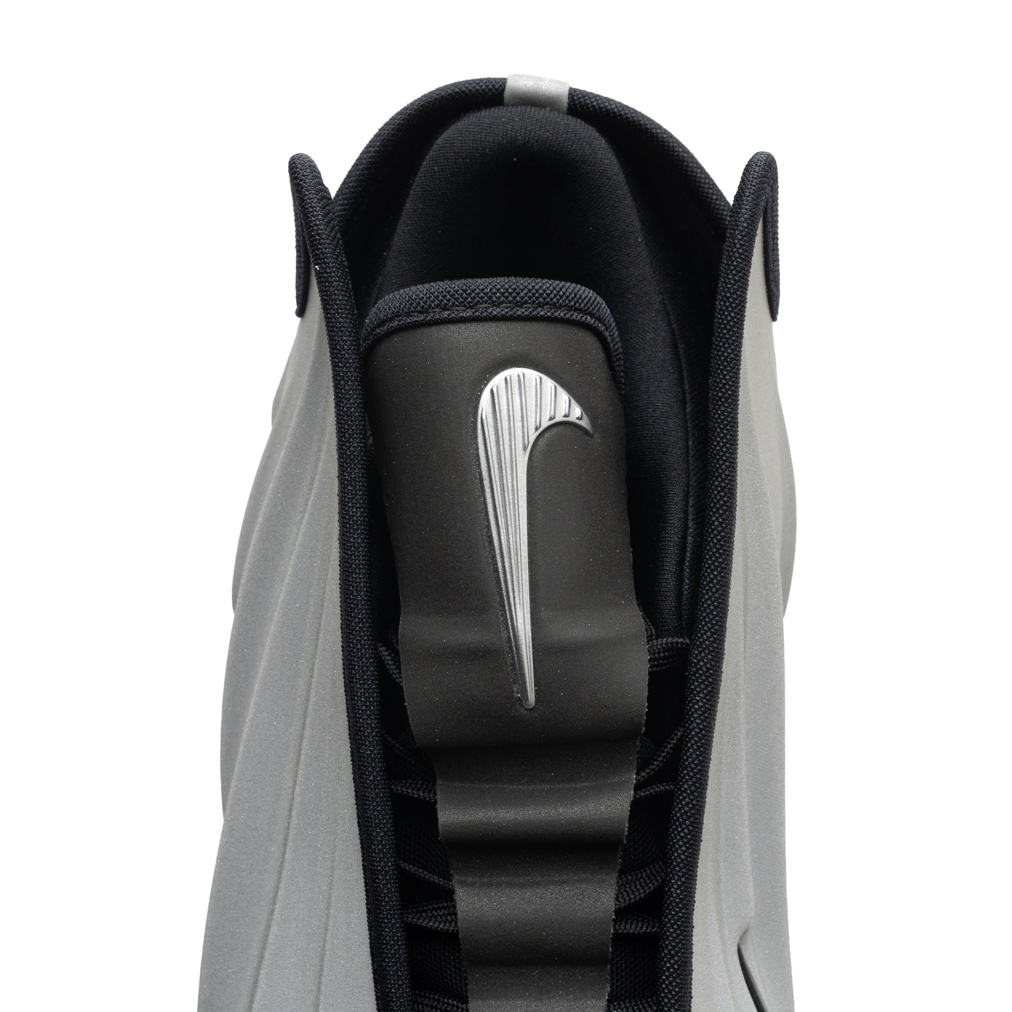 Nike G.T. Future METALLIC SILVER/BLACK FZ5590-002