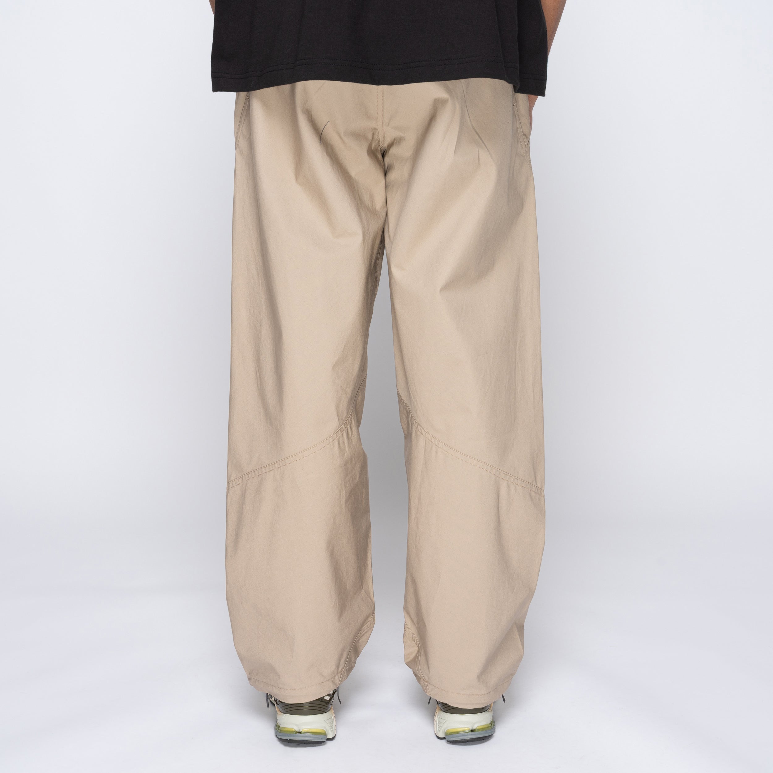 Helicoid Weather Pants Dune GZ75152 – Capsule