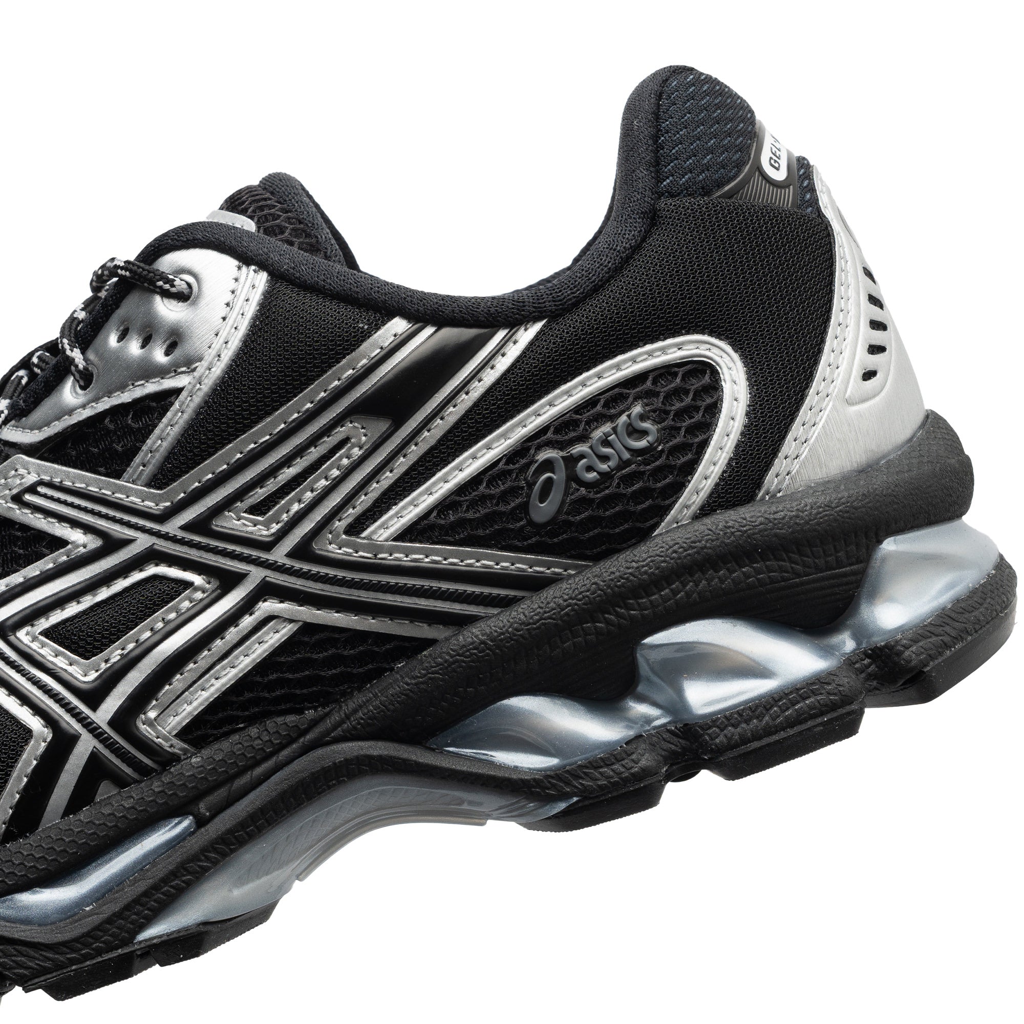 Gel-Nimbus 10.1 Black Metallic 1203A820-001