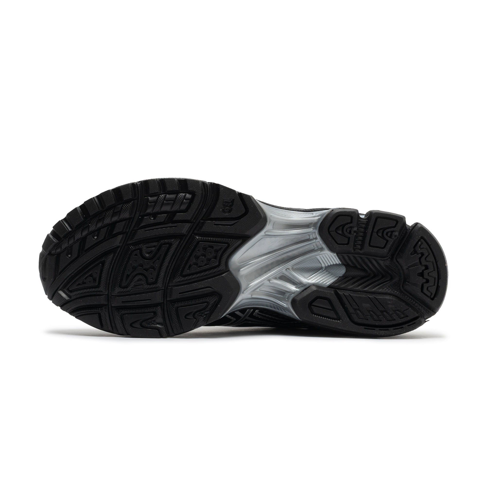 Gel-Nimbus 10.1 Black Metallic 1203A820-001