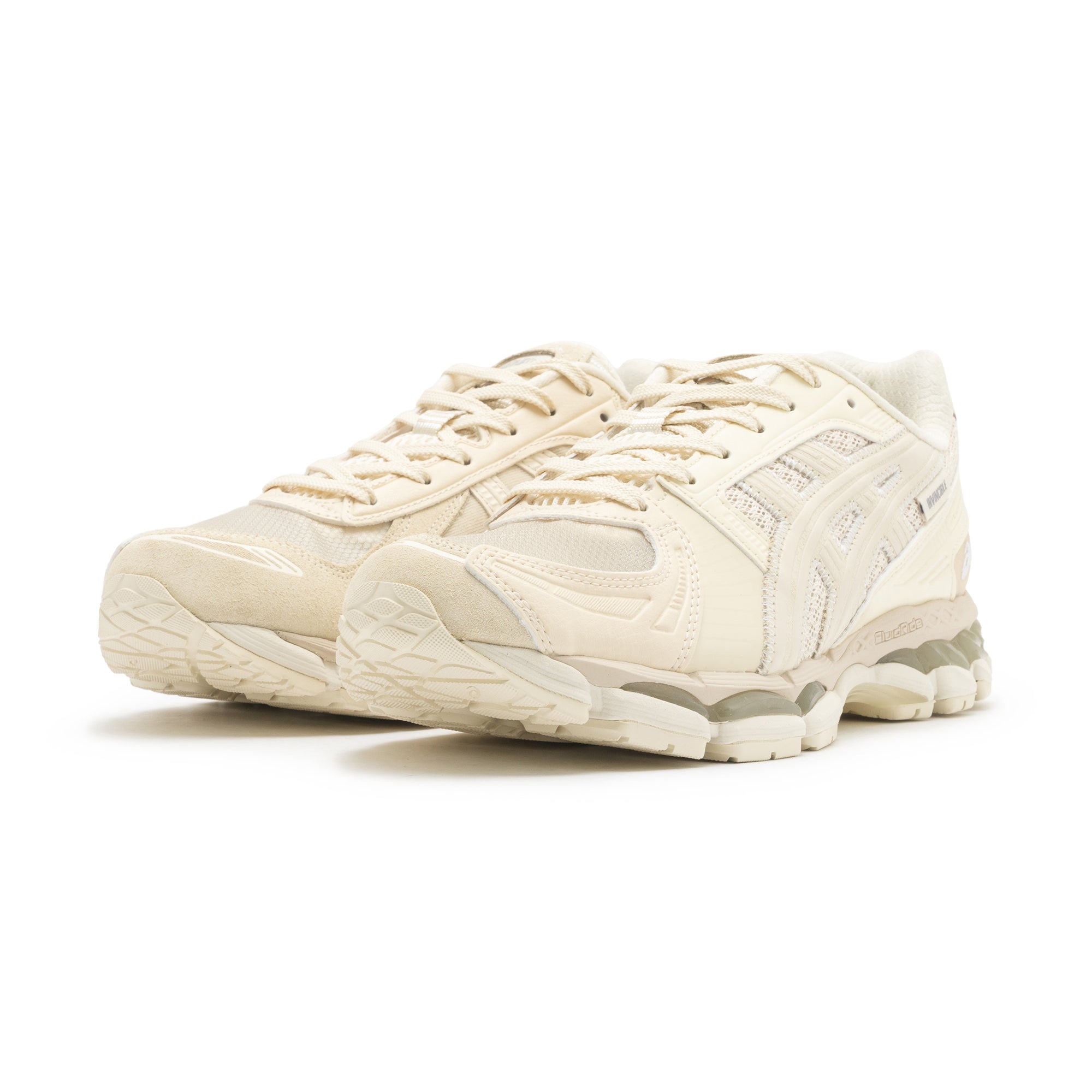 Invincible x Madness Gel-Kayano 12.1 Vanilla 1203B150-250