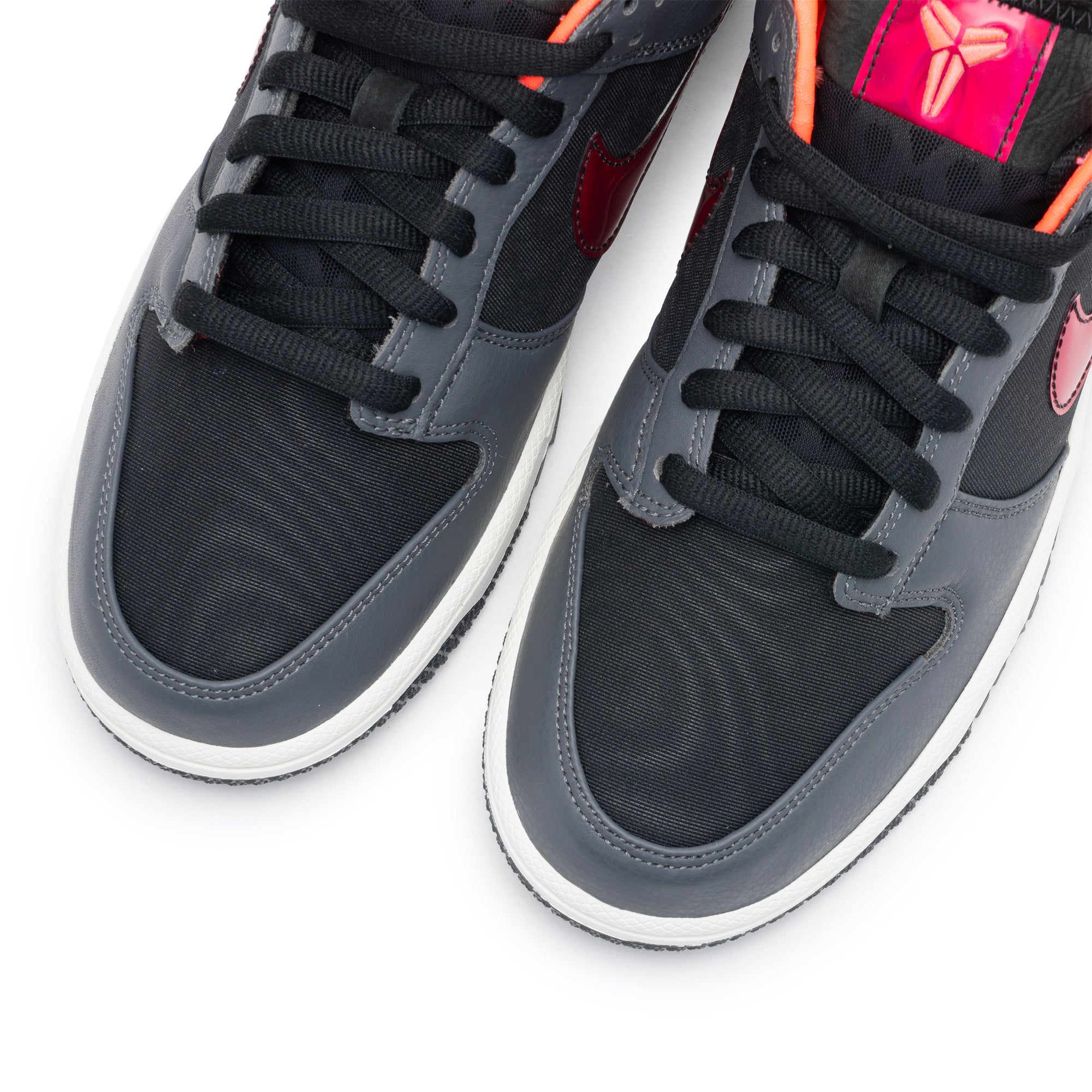 Kobe Dunk Low Protro BLACK/MULTI-COLOR-HOT PUNCH IQ3919-001