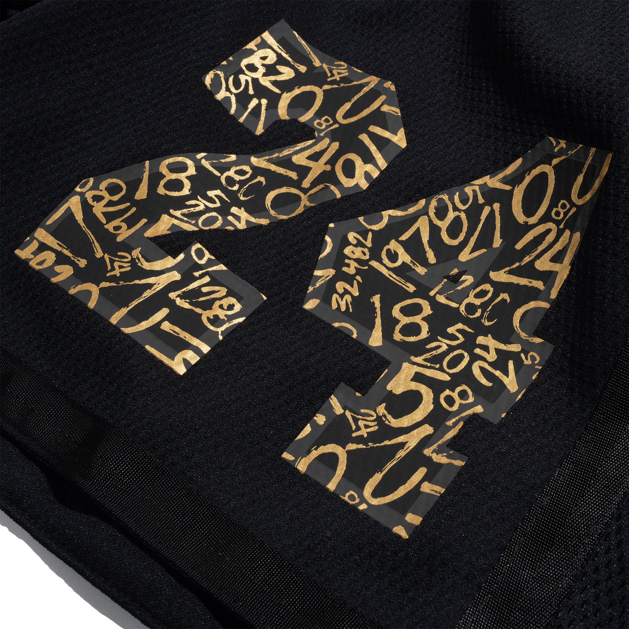 Kobe Short BLACK/METALLIC GOLD IF4939-010
