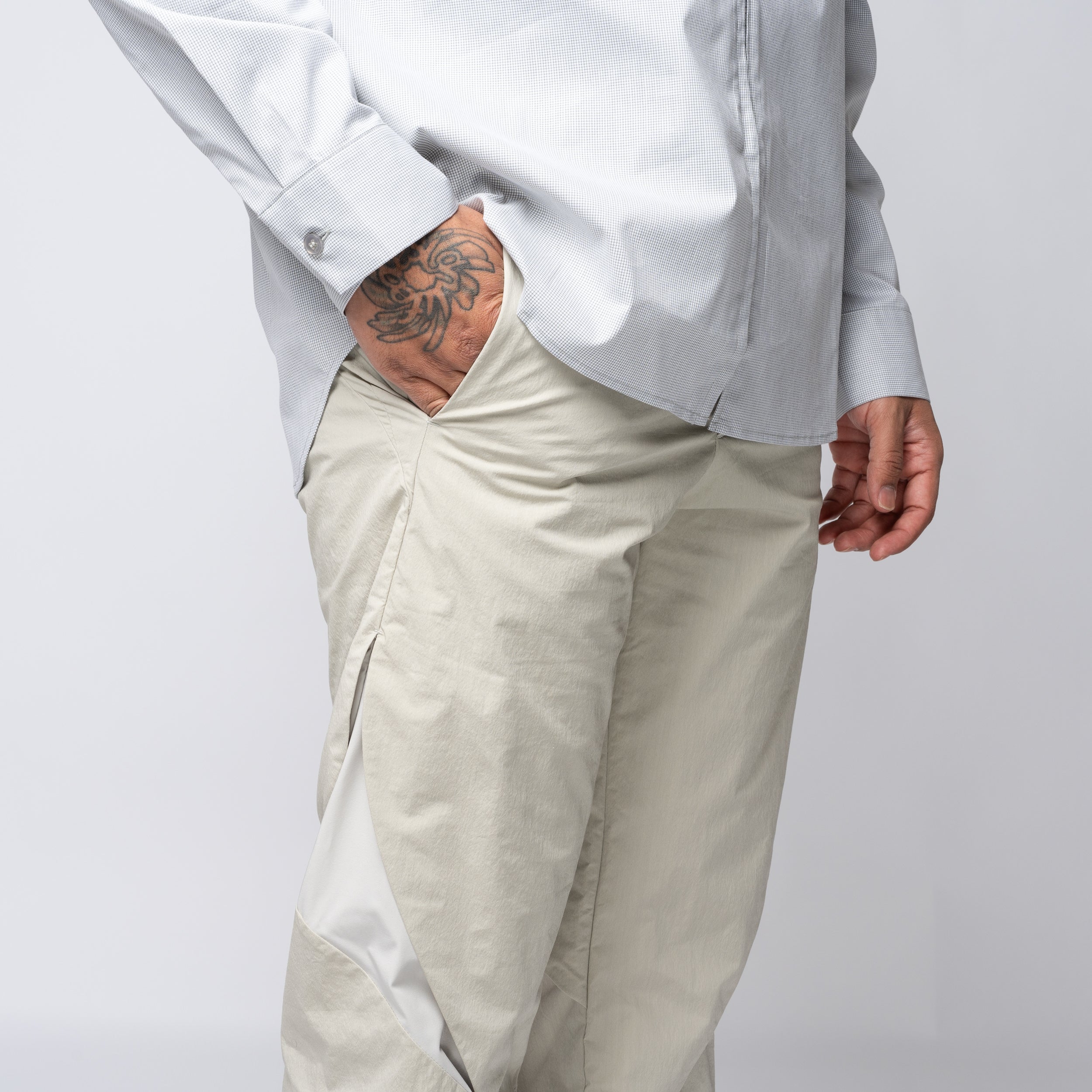 PAF 6.0 Technical Pants Center Warm Grey 60BTPCWG – Capsule PAF 6.0 Technical Pants Center Warm Grey 60BTPCWG – Capsule