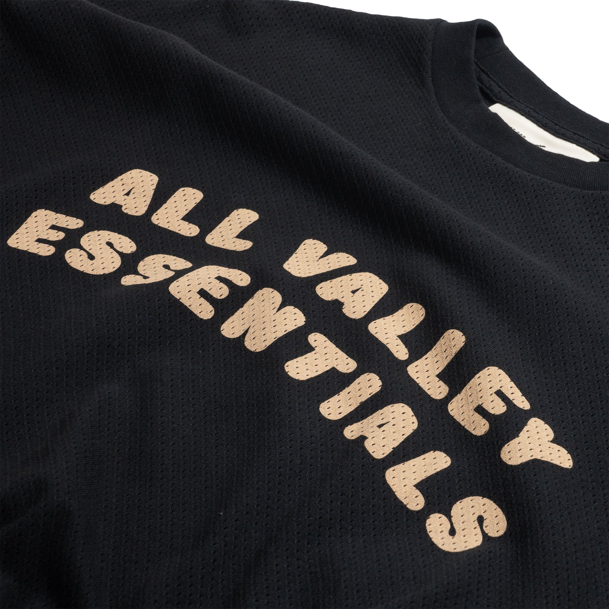 Sport Mesh Merch LS Tee Vintage Black RW00280-0031