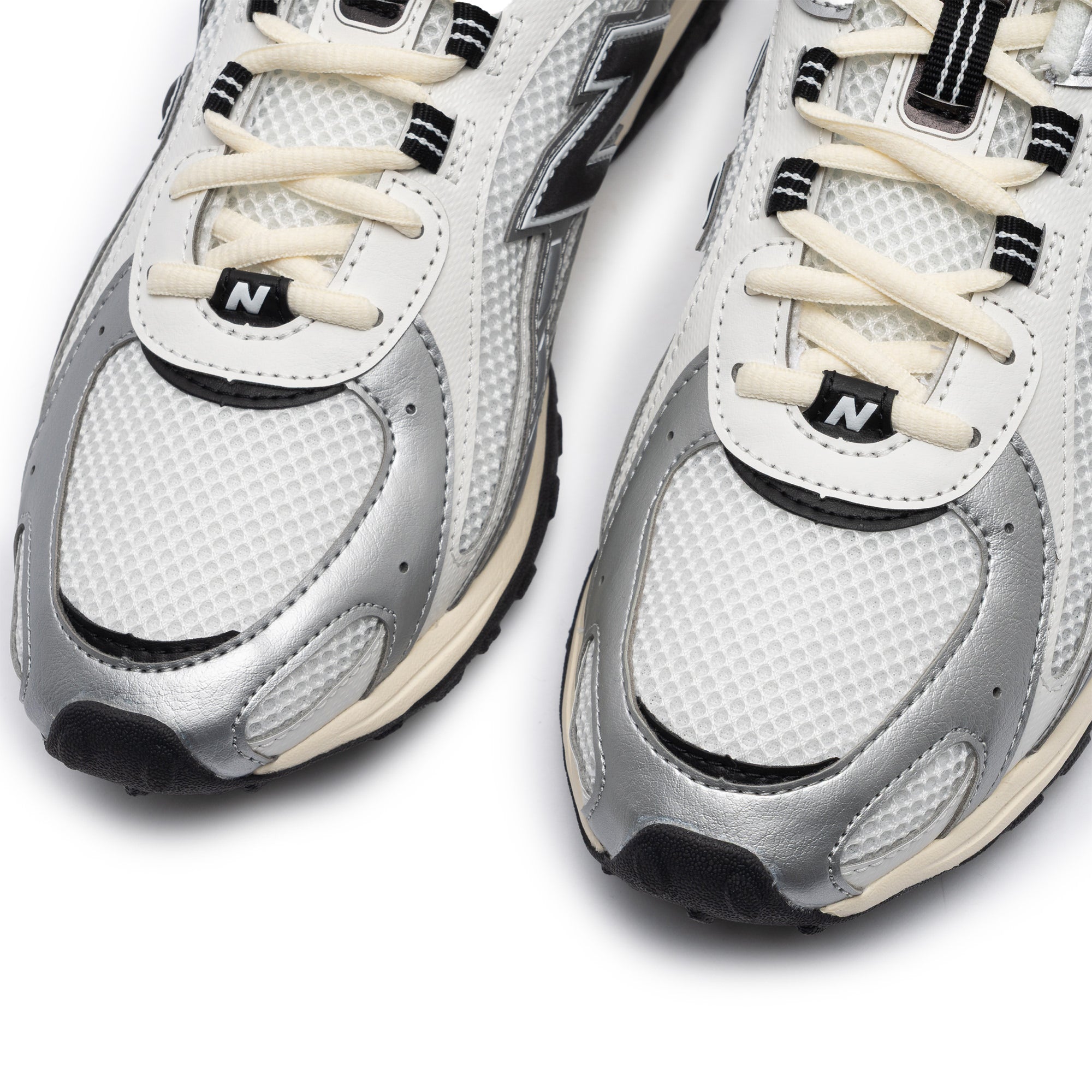 New Balance U204LSWD Silver Metallic/Black