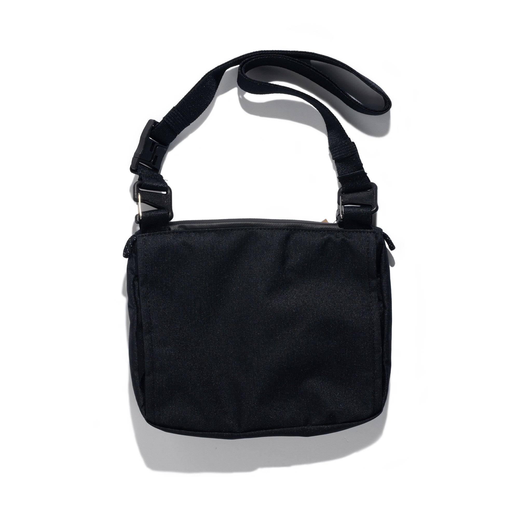 Nike ACG DAYMAX Cross-Body Bag 3L BLACK/COLLEGE GREY HJ8180-010