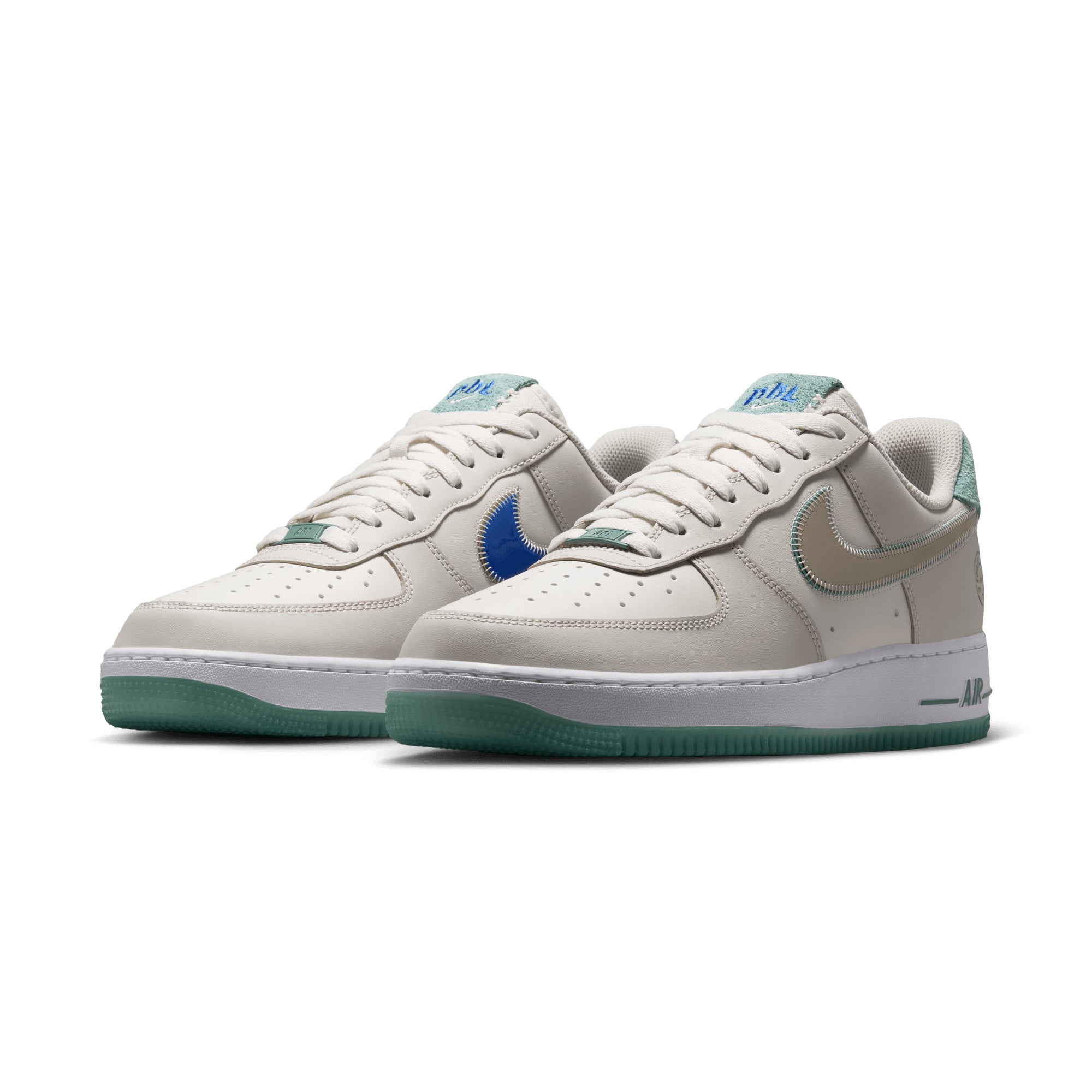 Nike Air Force 1 '07 LT OREWOOD BRN/MTLC GOLD SILK-PHANTOM IV6205-104