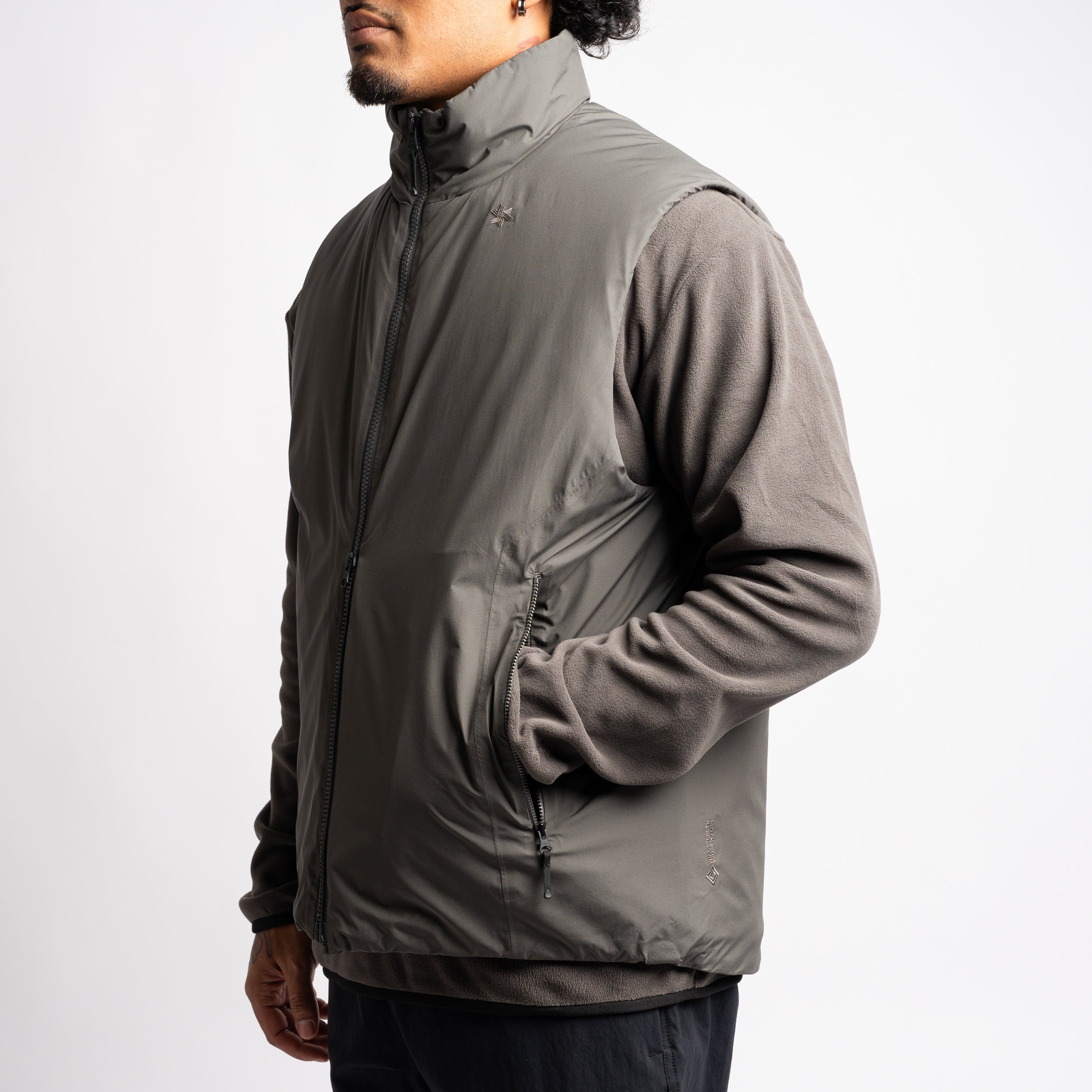 Goldwin GORE-TEX Windstopper Vest Dark Olive GL23344