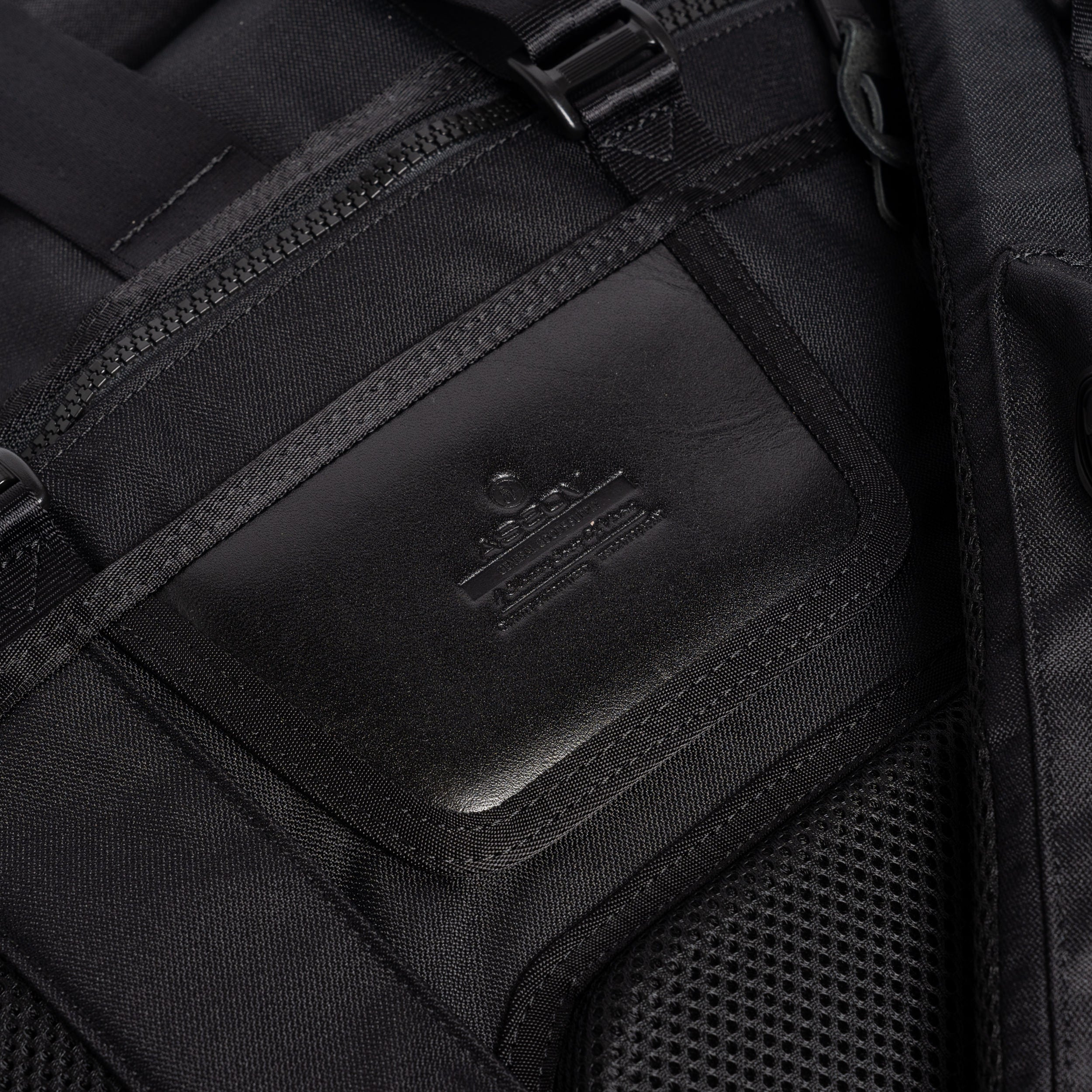 Cordura Dobby 305D 2-Way Bag (S) Black 061415-10 – Capsule