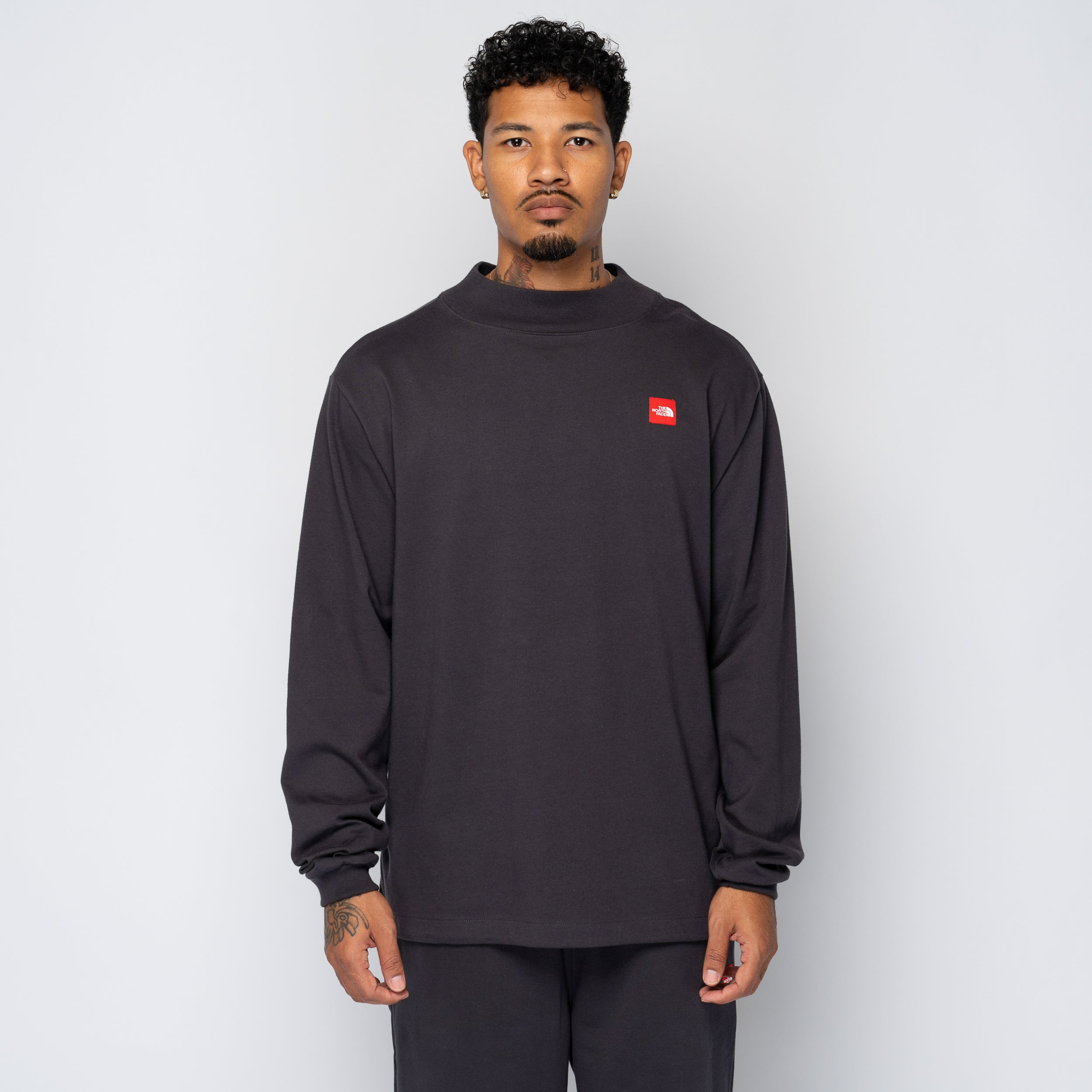 TNF Red Box LS Tee Obsidian NF0A8EG4