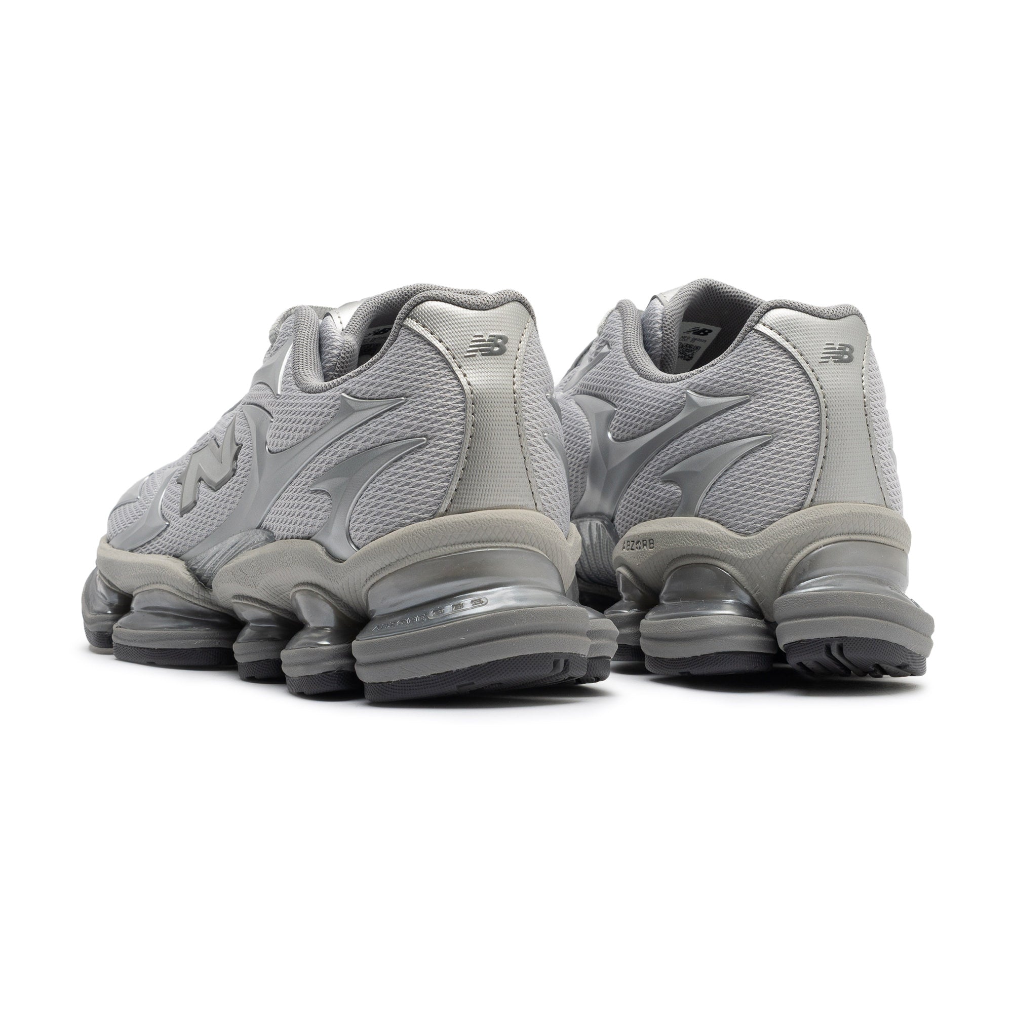 New Balance U20005UW Silver Metallic – Capsule