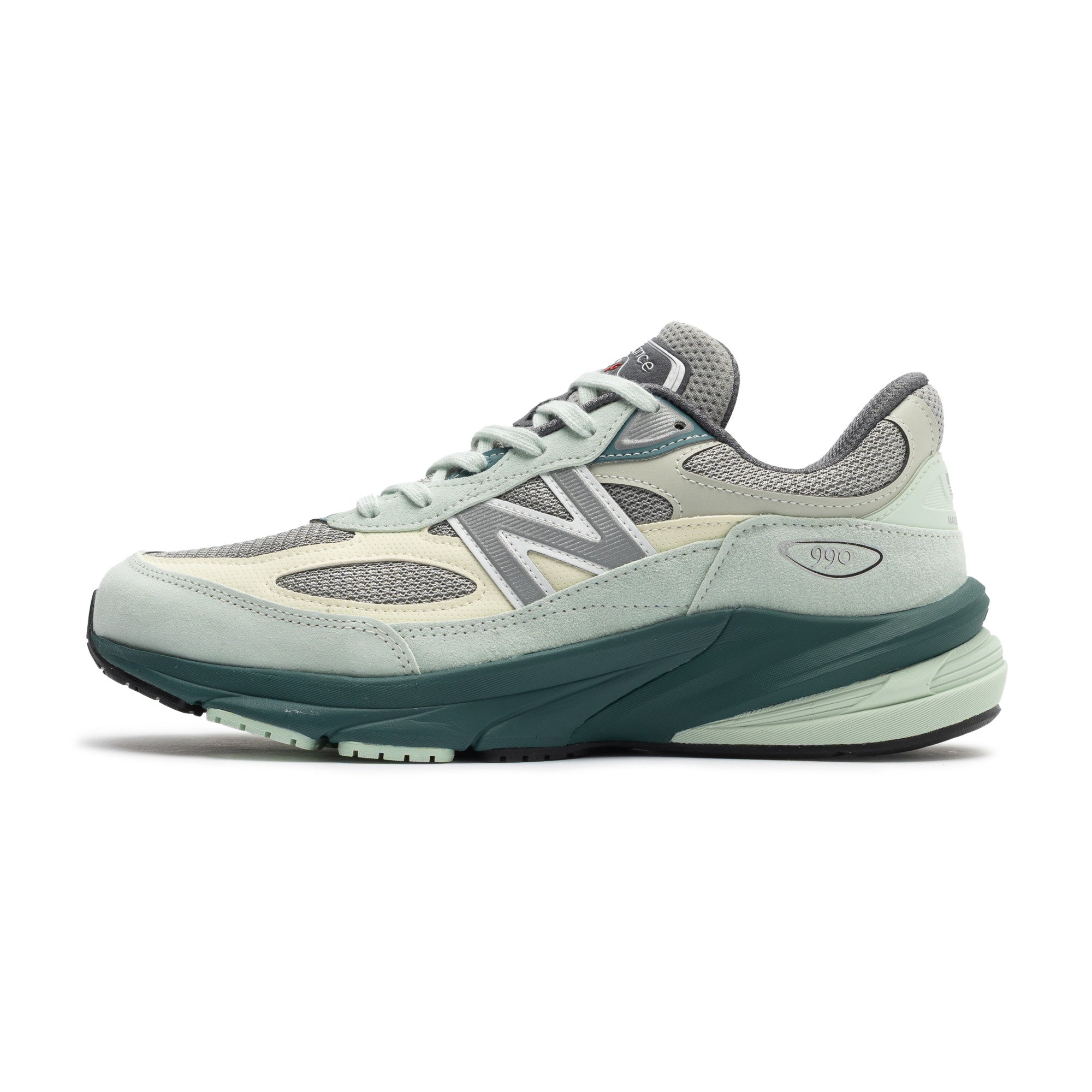 New Balance U990GT6