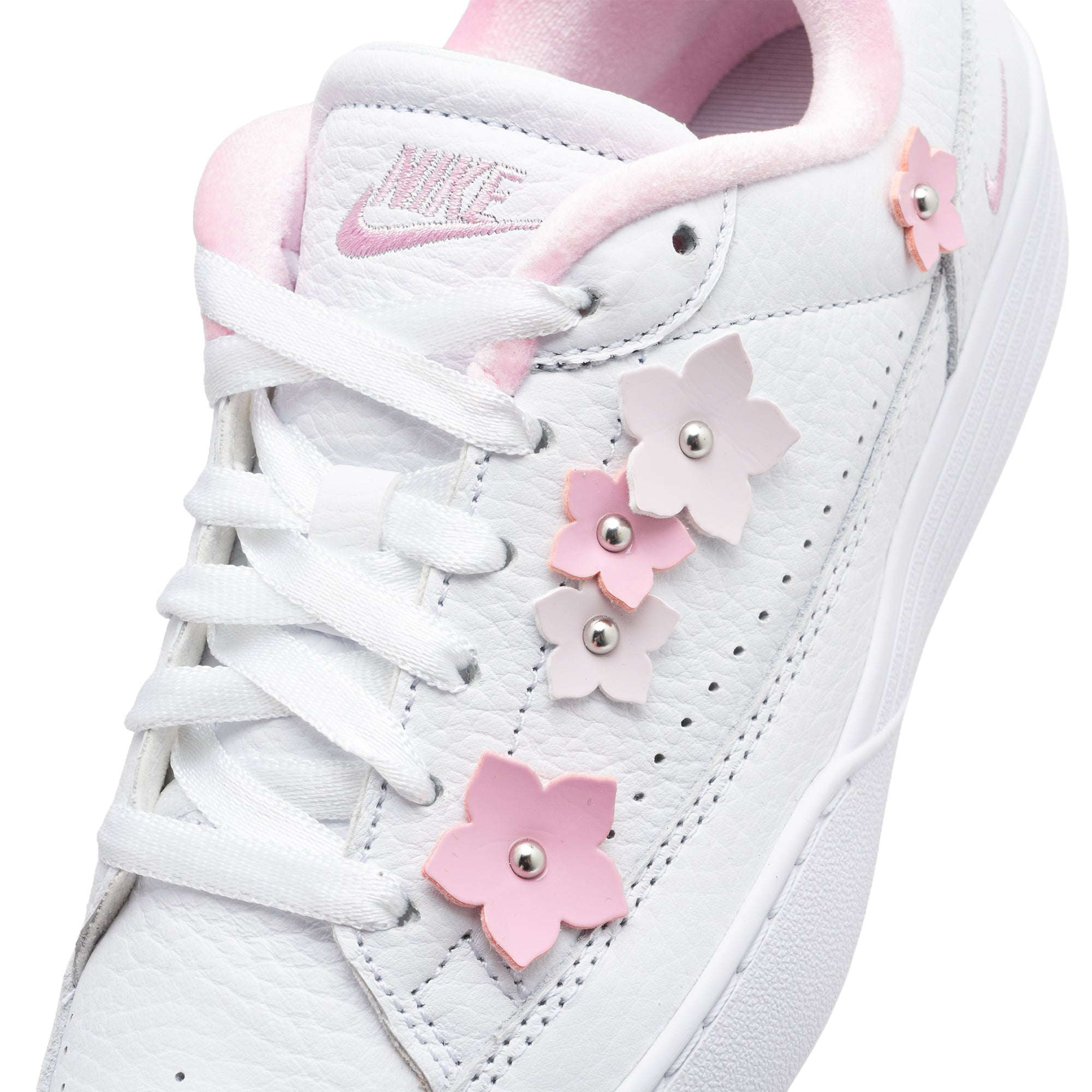Women's Nike Tennis Centre White IR8636-100
