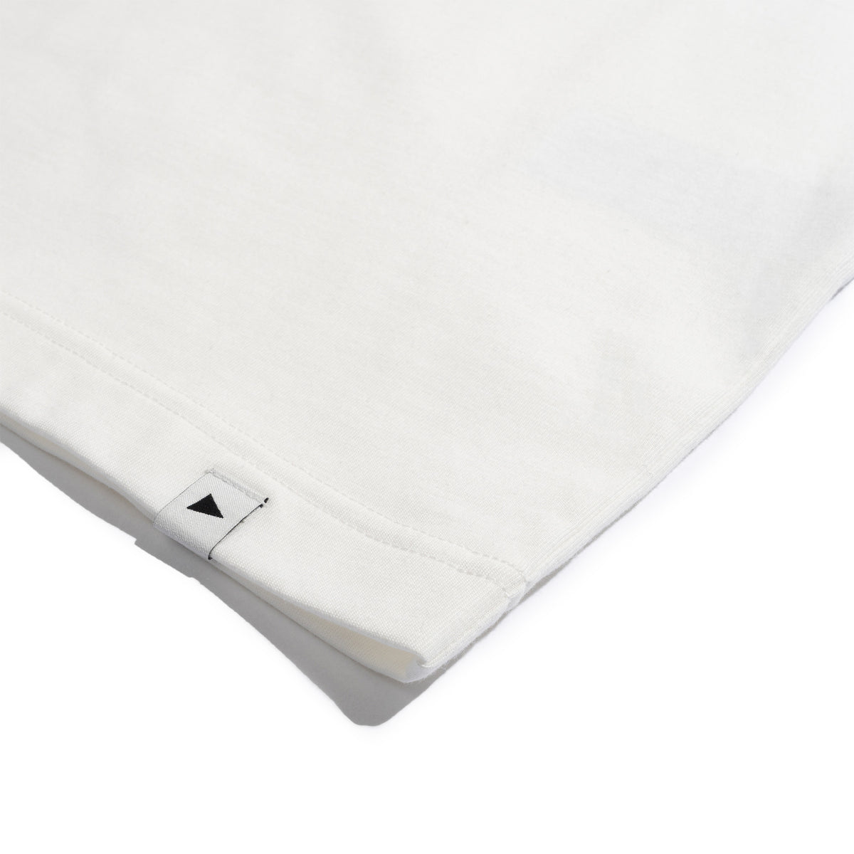 and wander Big Logo SS Tee White 574-6984101