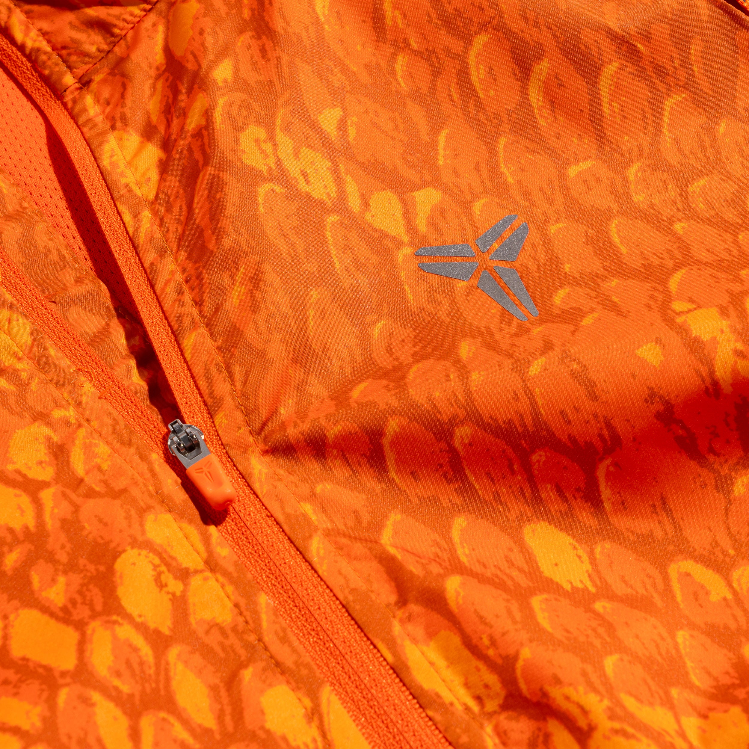 Women's Nike KOBE Woven Jacket SAFETY ORANGE/REFLECTIVE SILVER IB2718-819