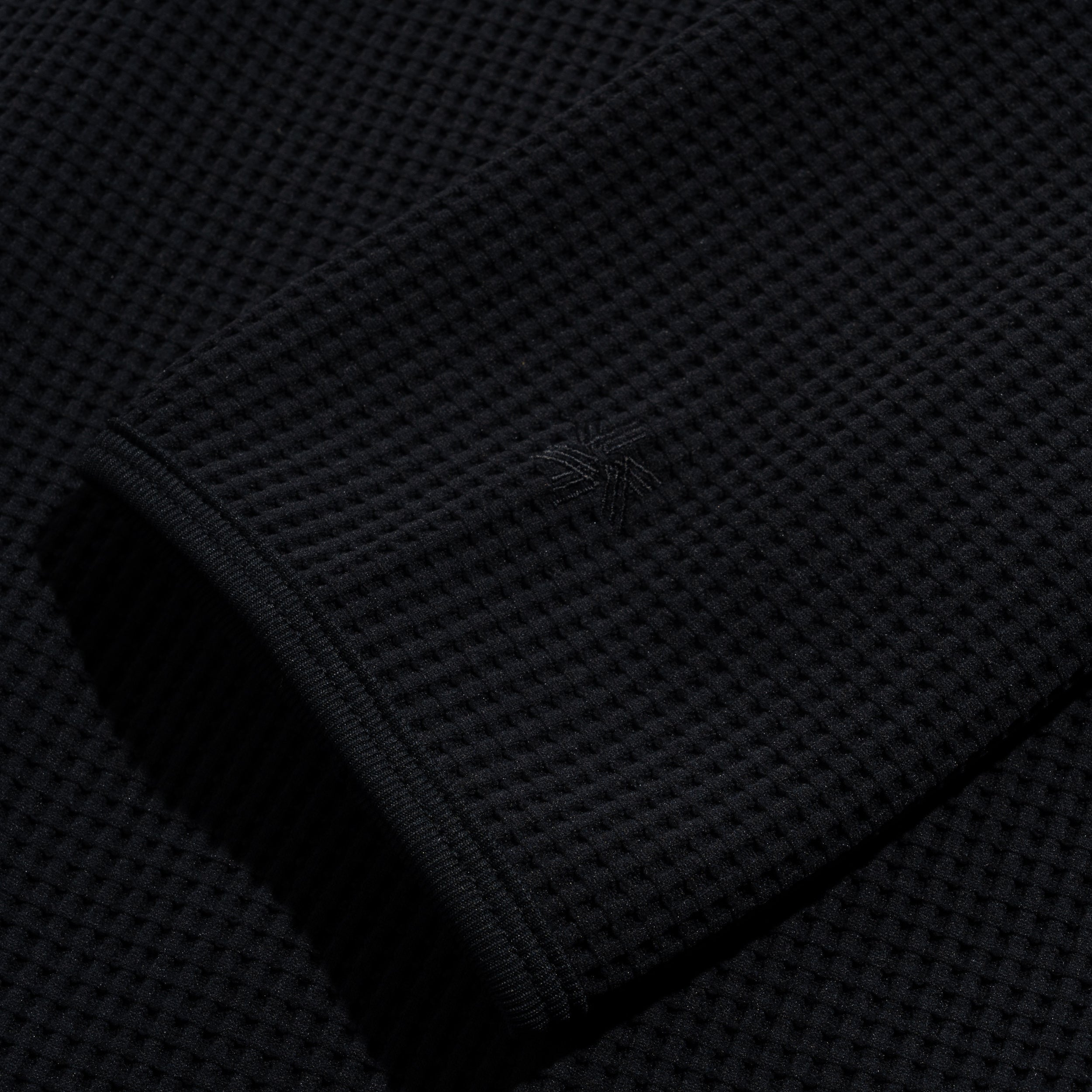 Waffle Light LS Tee Black GL45142