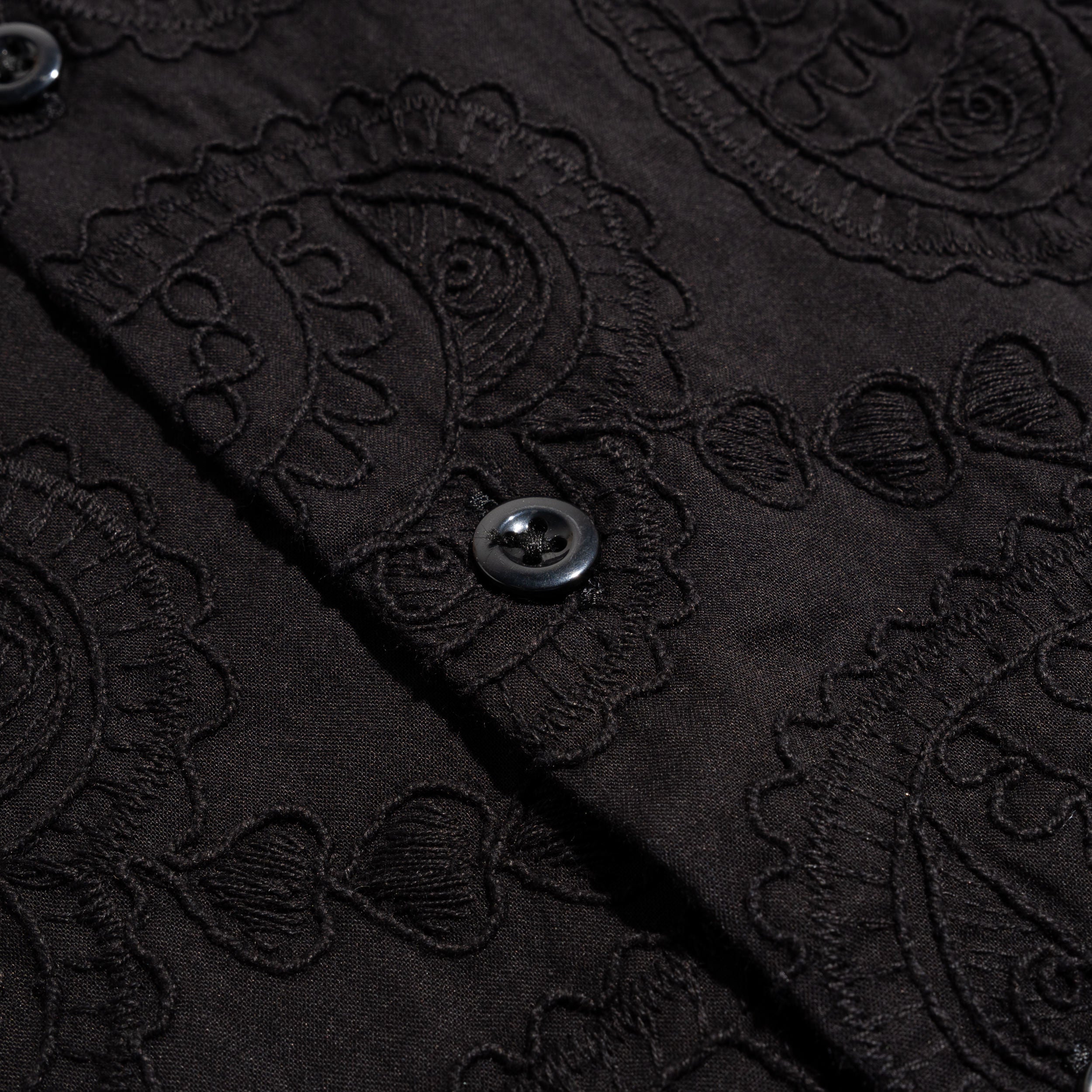 EG Classic Shirt Black Paisley Embroidery 25F1A005