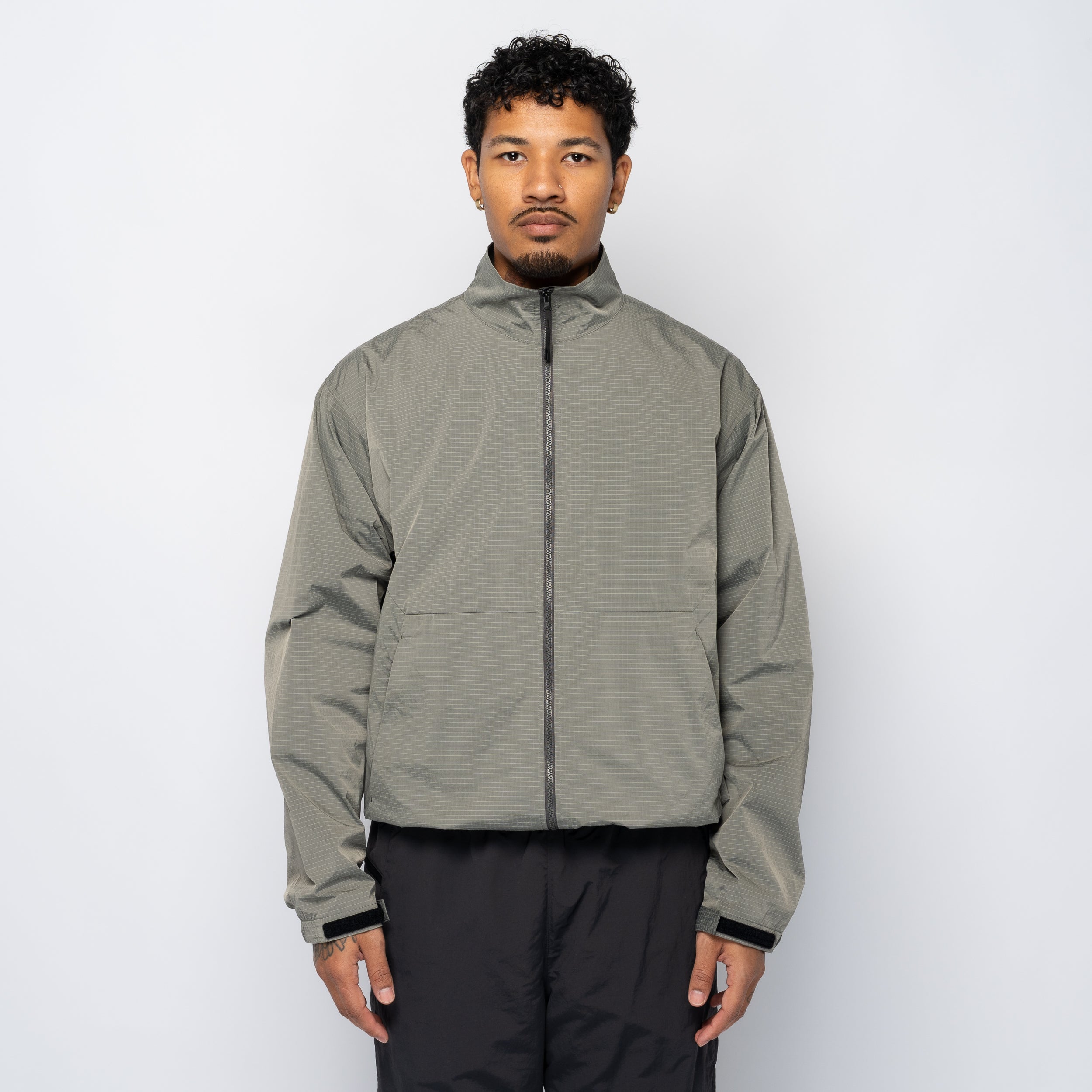 Dope Dyed Rip-Stop Wind Jacket Moon Mist GL15330 – Capsule