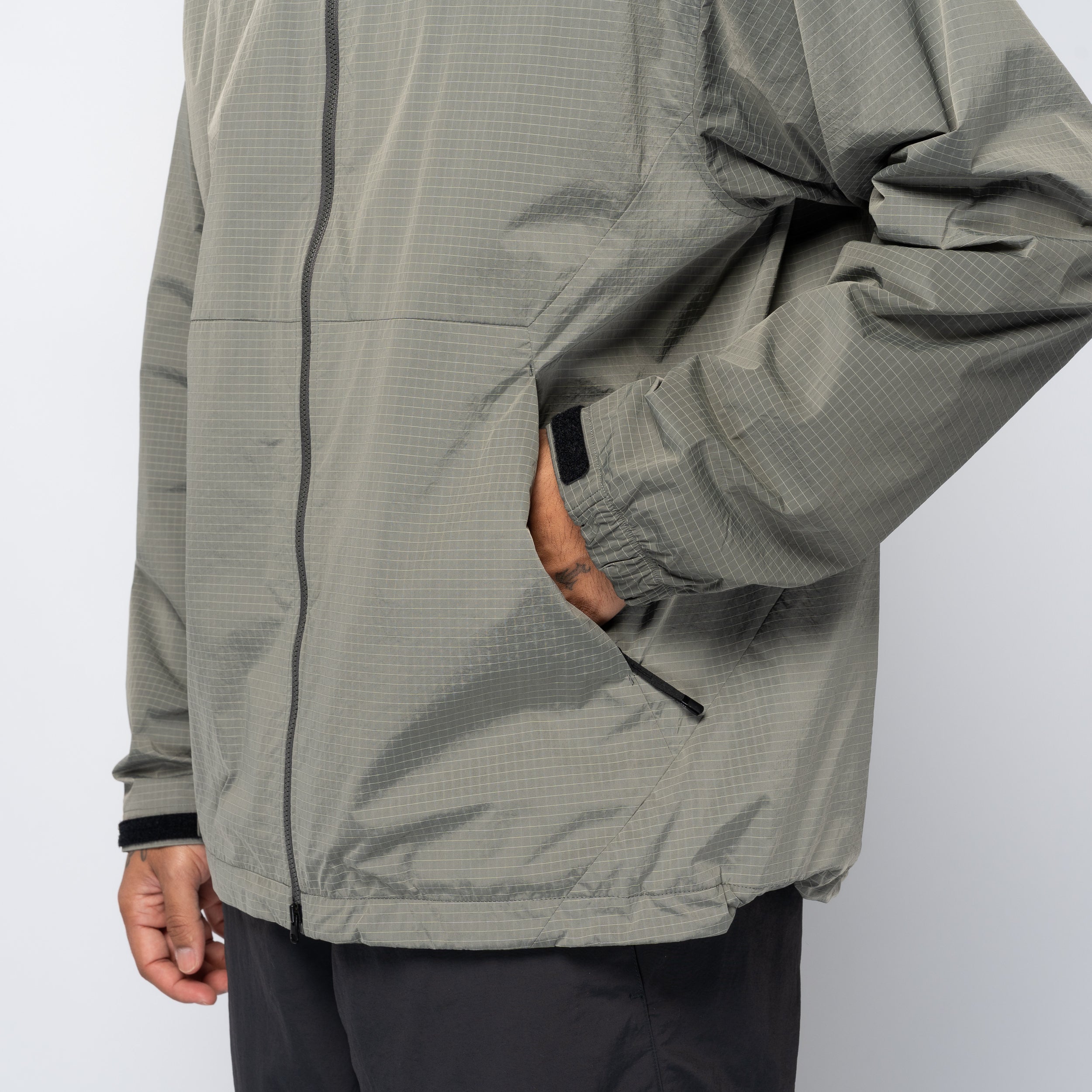 Dope Dyed Rip-Stop Wind Jacket Moon Mist GL15330