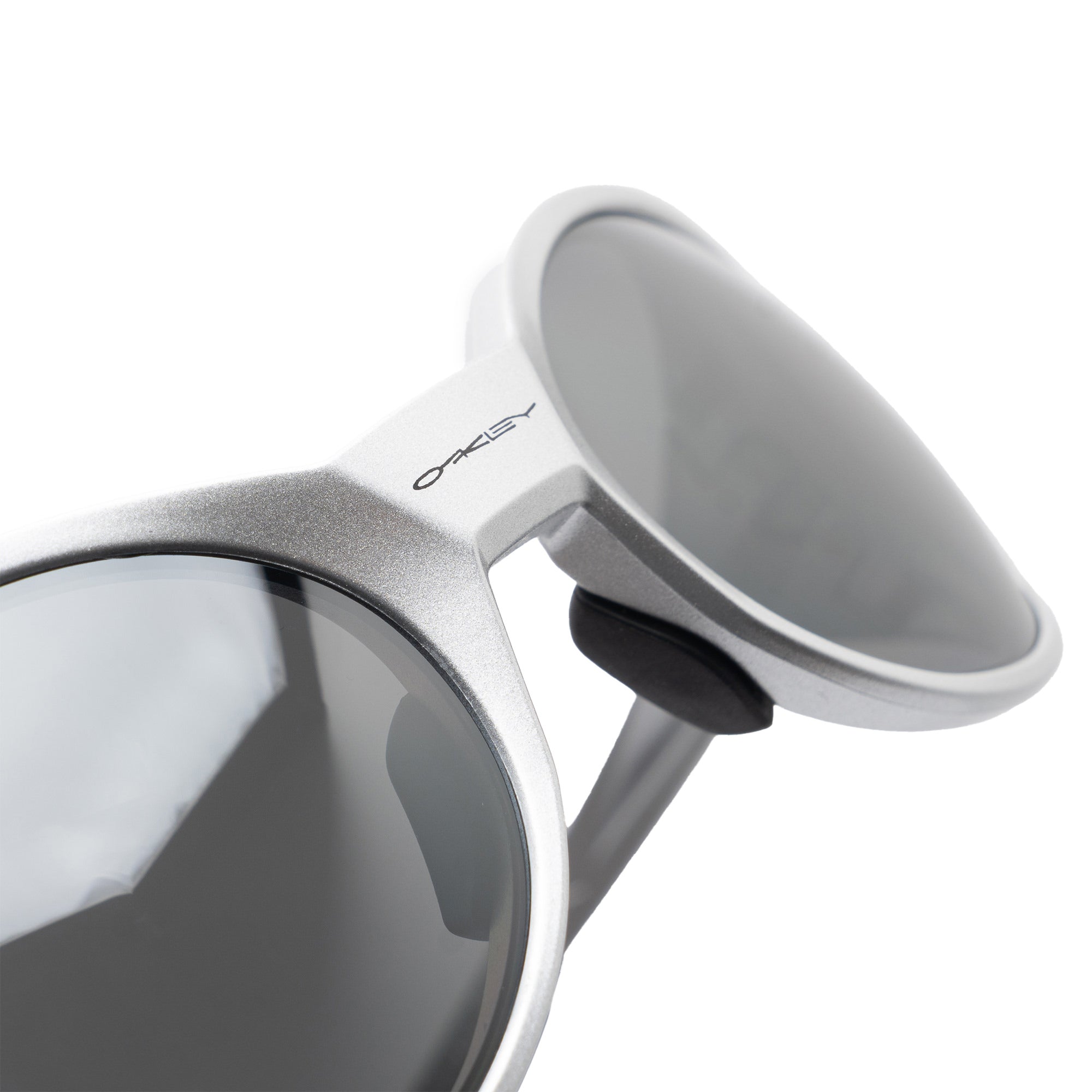 Eye Jacket Redux Silver Prizm Black Polarized 9438 – Capsule