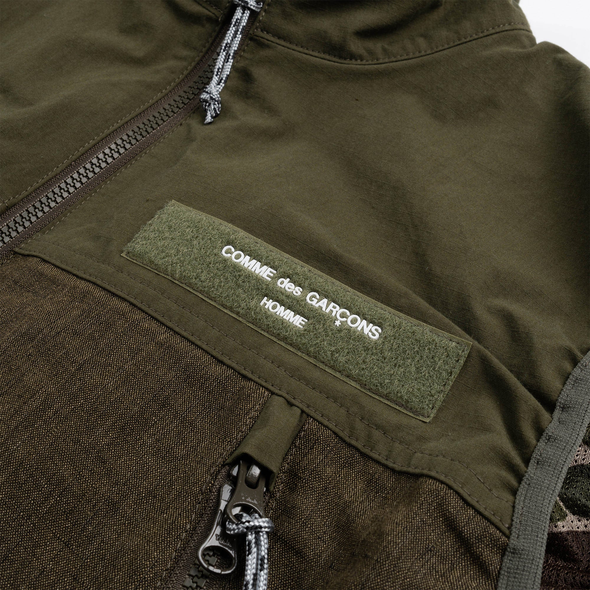 CdGH Technical Linen Vest HK-J030-051-1 Olive
