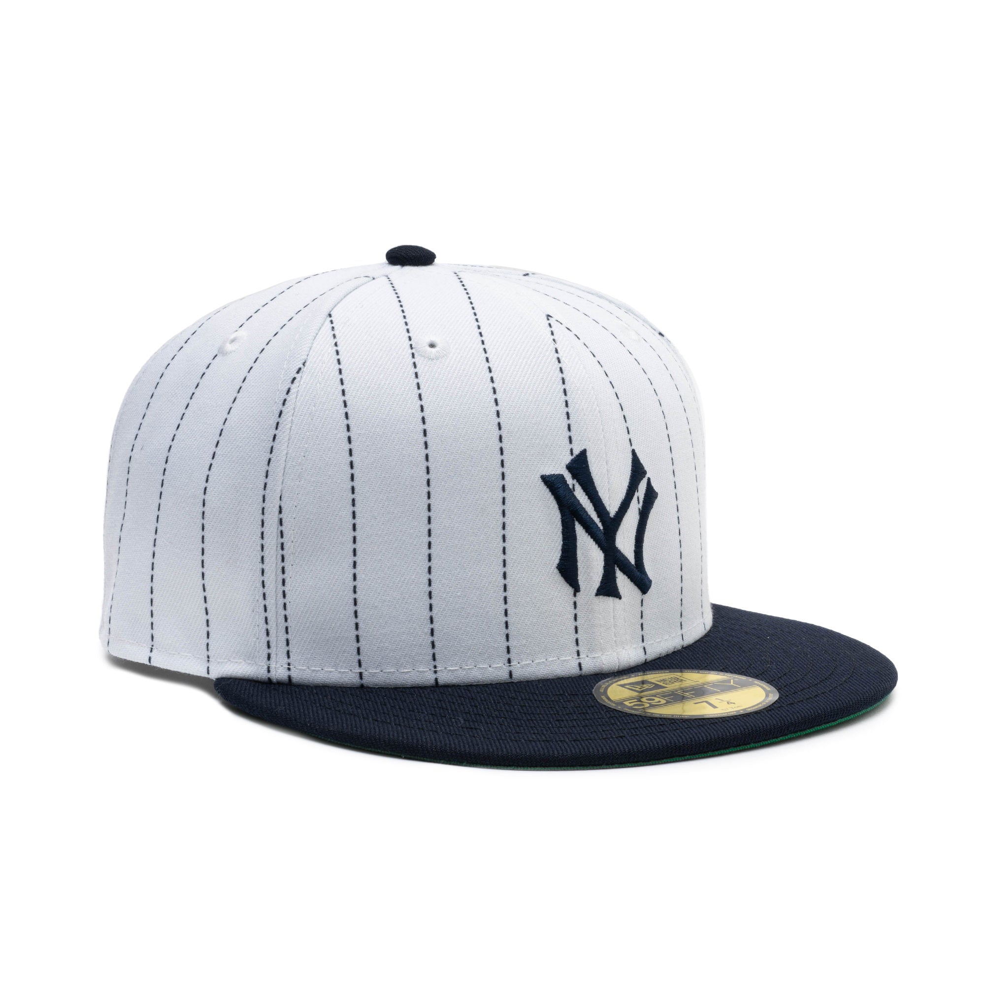 Stripes best sale yankees hat