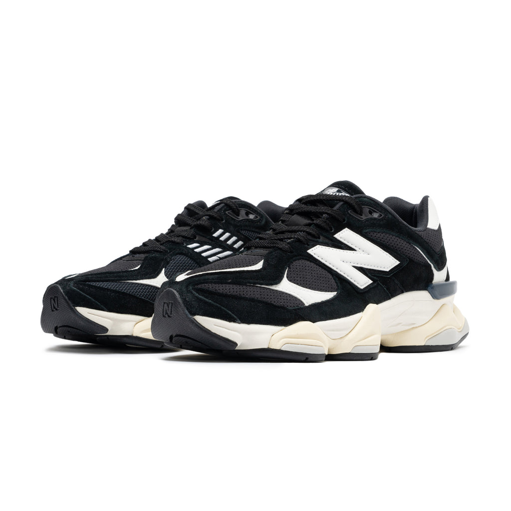 U9060AAA Black