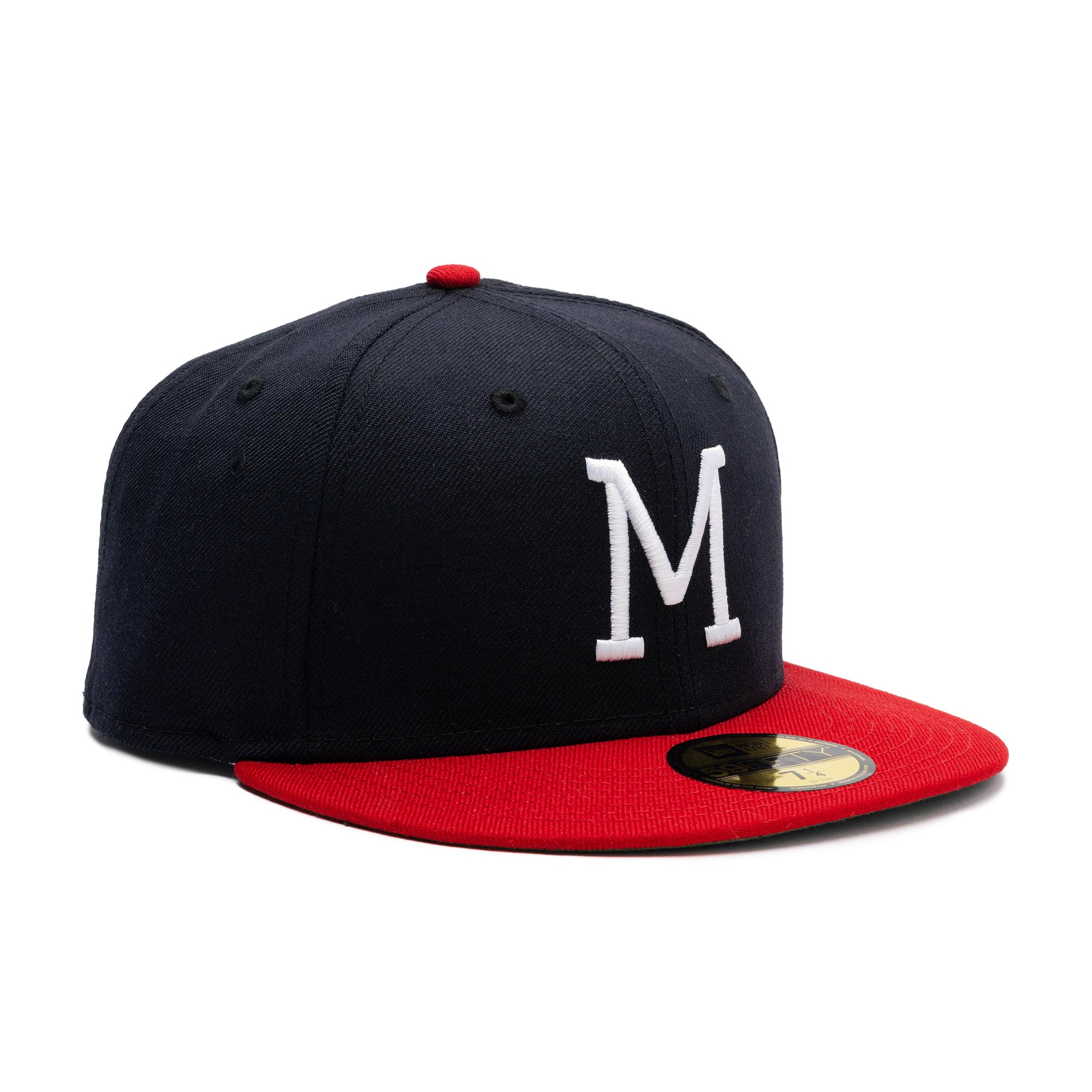 Milwaukee Braves LOW-CROWN 1965-77 COOPERSTOWN Fitted Hat