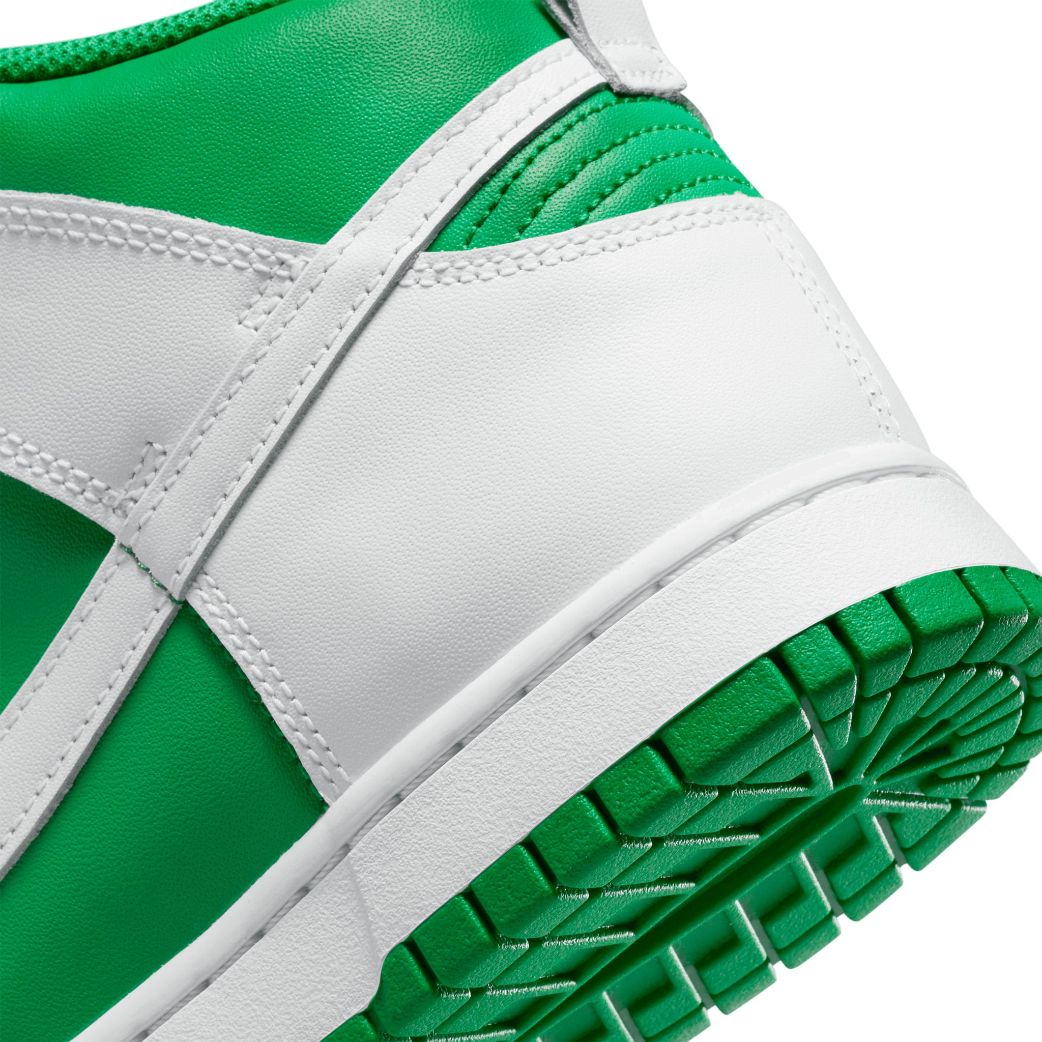 Nike Dunk Hi Retro BTTYS DV0829-300 Stadium Green
