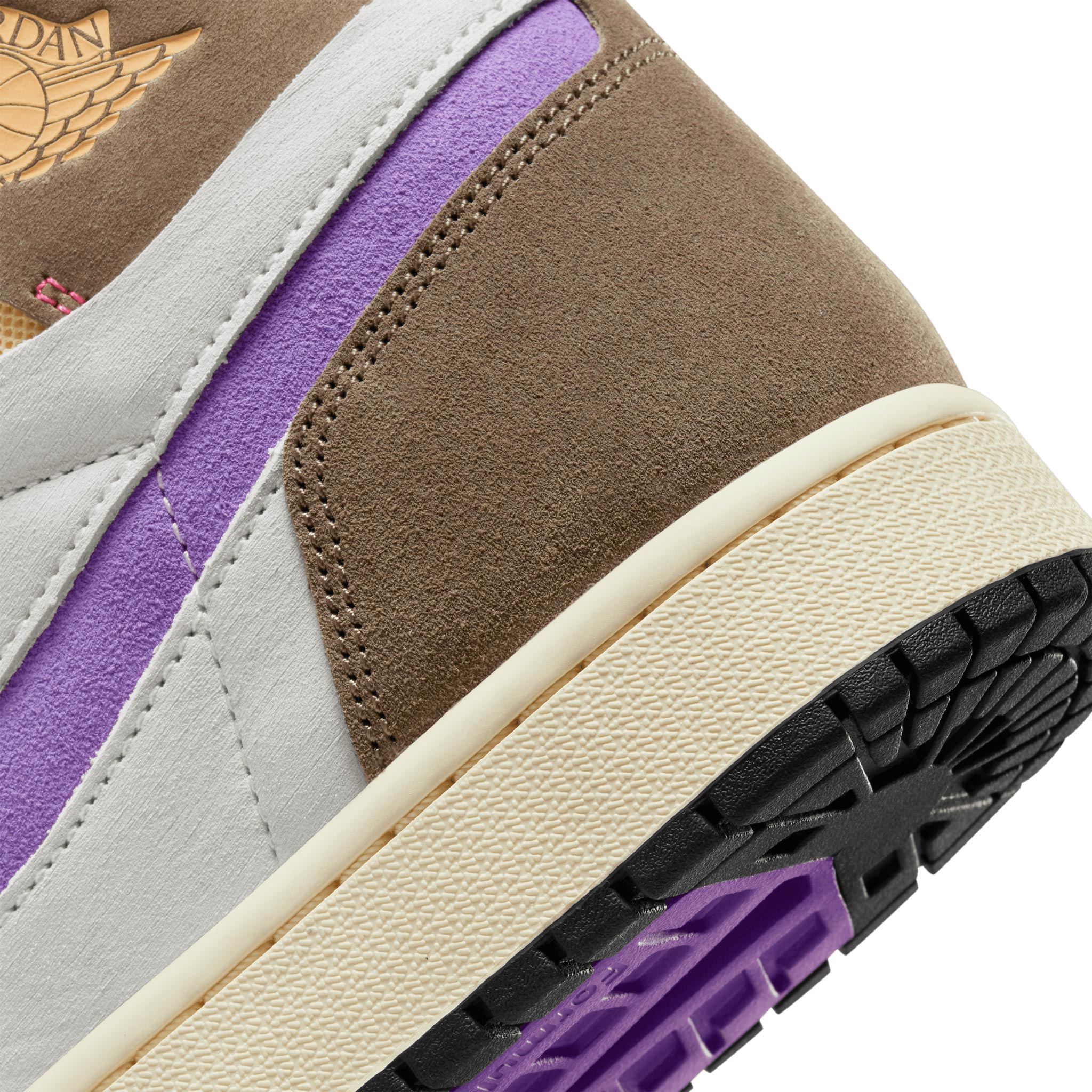 Air Jordan 1 Zoom Air CMFT 2 DV1307-205 Palomino