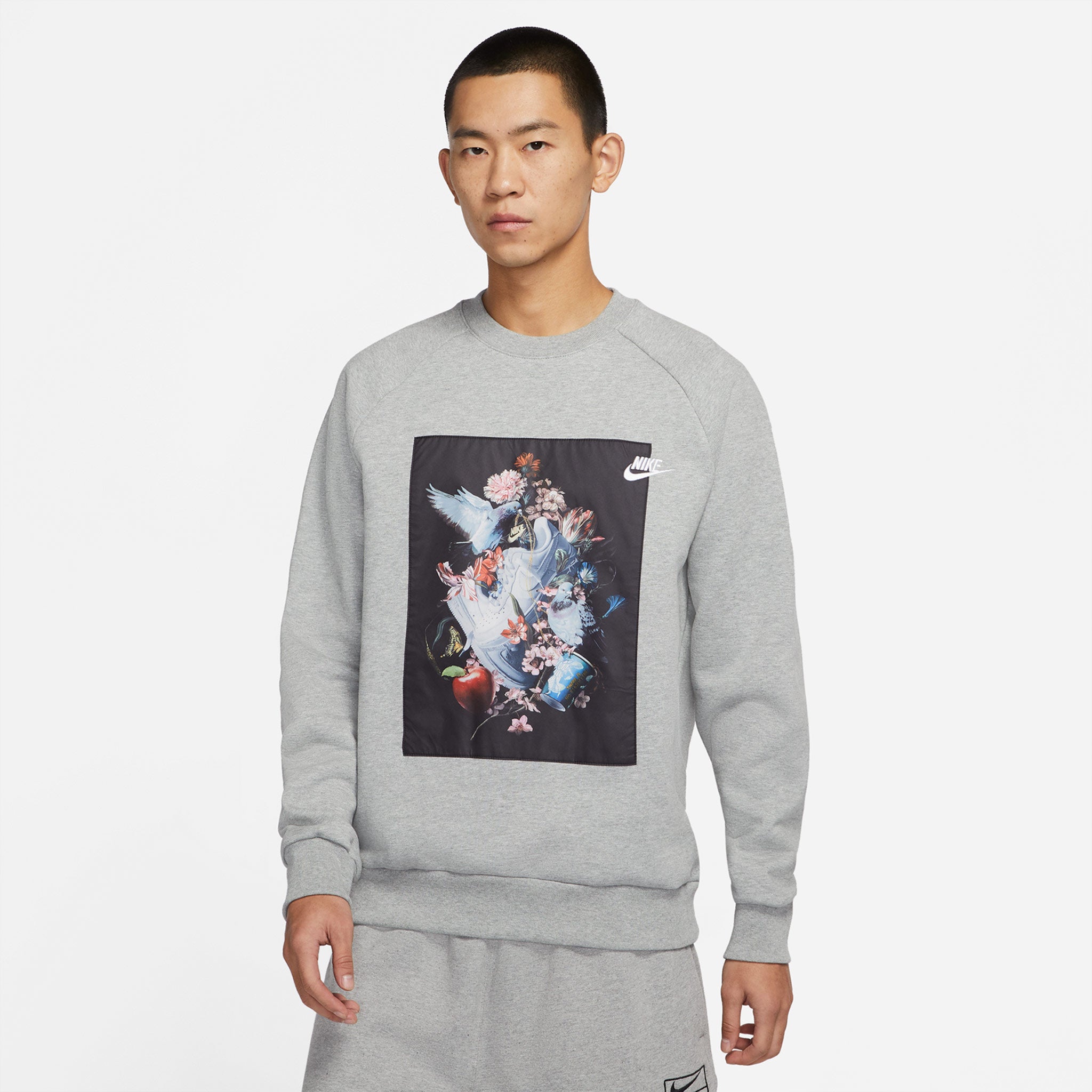 NSW Masterpiece Crewneck DD6515 063 Grey Capsule