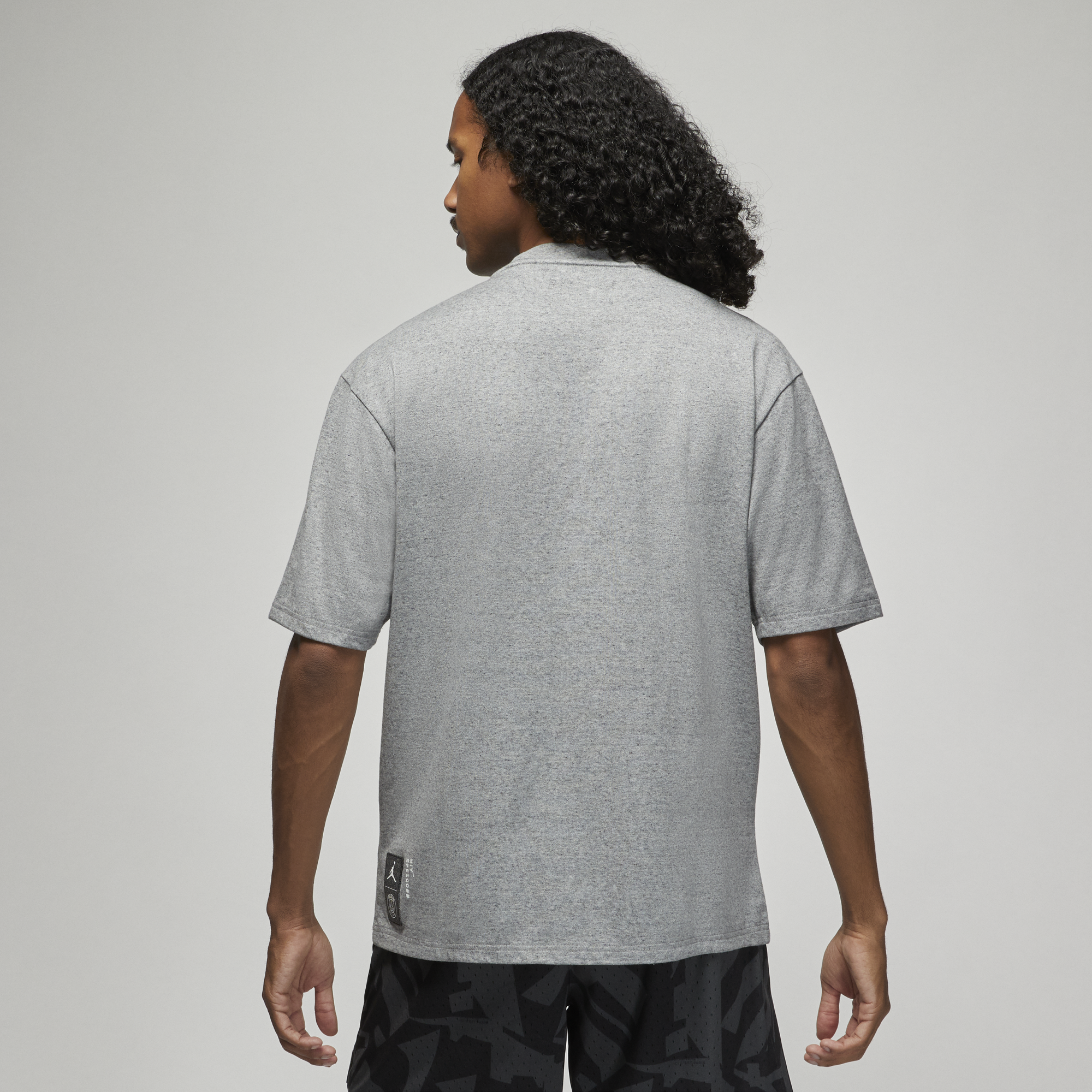 Jordan Men's Paris Saint-Germain Statement Short-Sleeve T-Shirt in White/Light Bone Size Medium | Cotton
