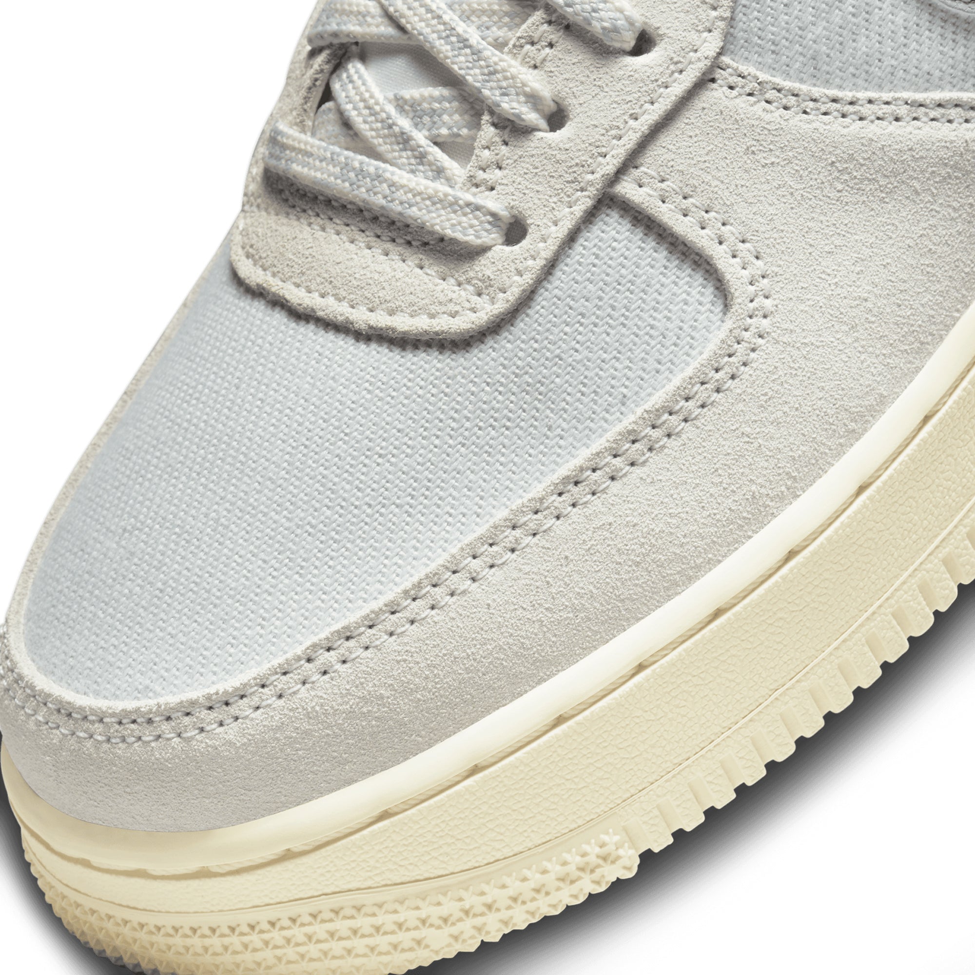 Nike sail color sales
