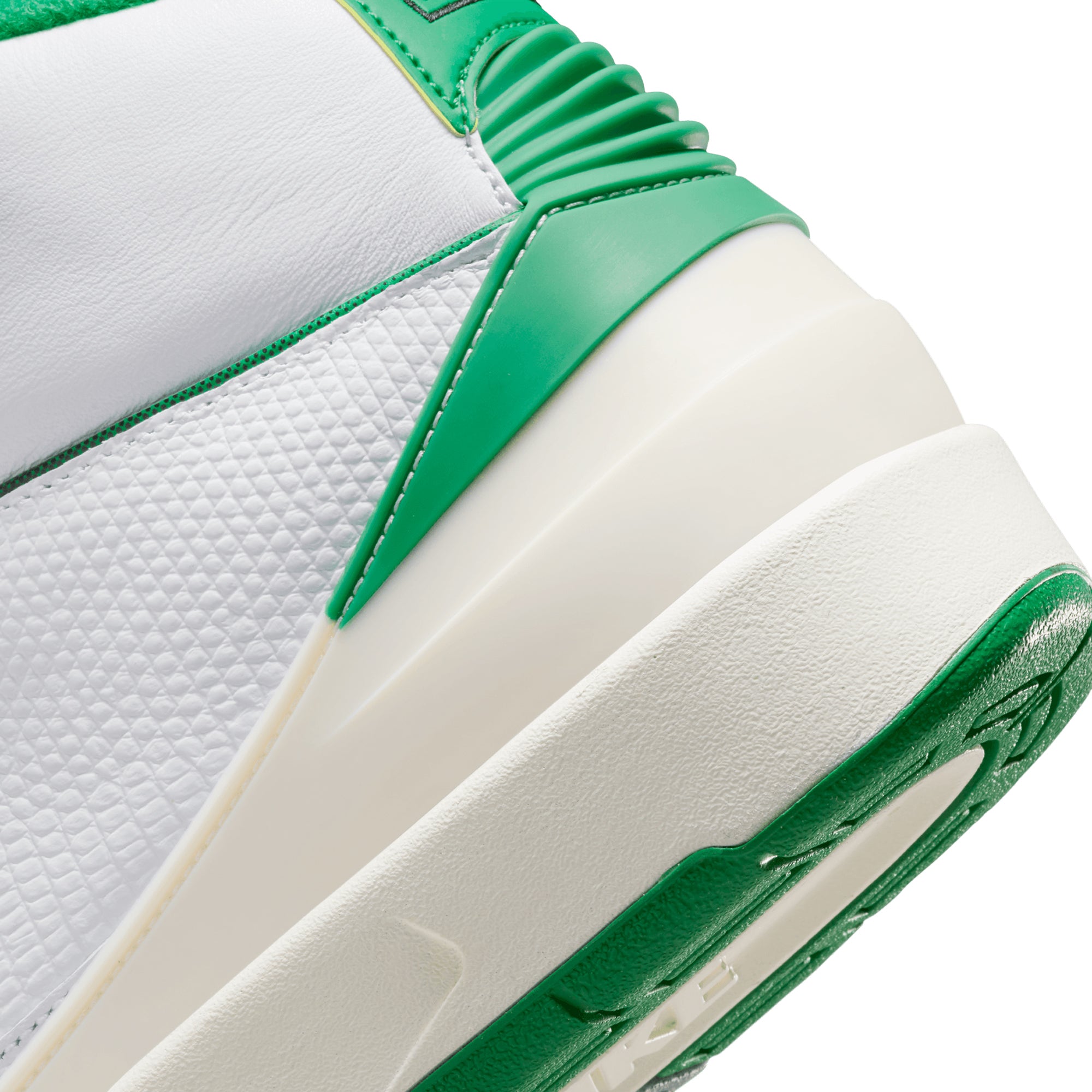 Air Jordan 2 Retro DR8884-103 White/Lucky Green