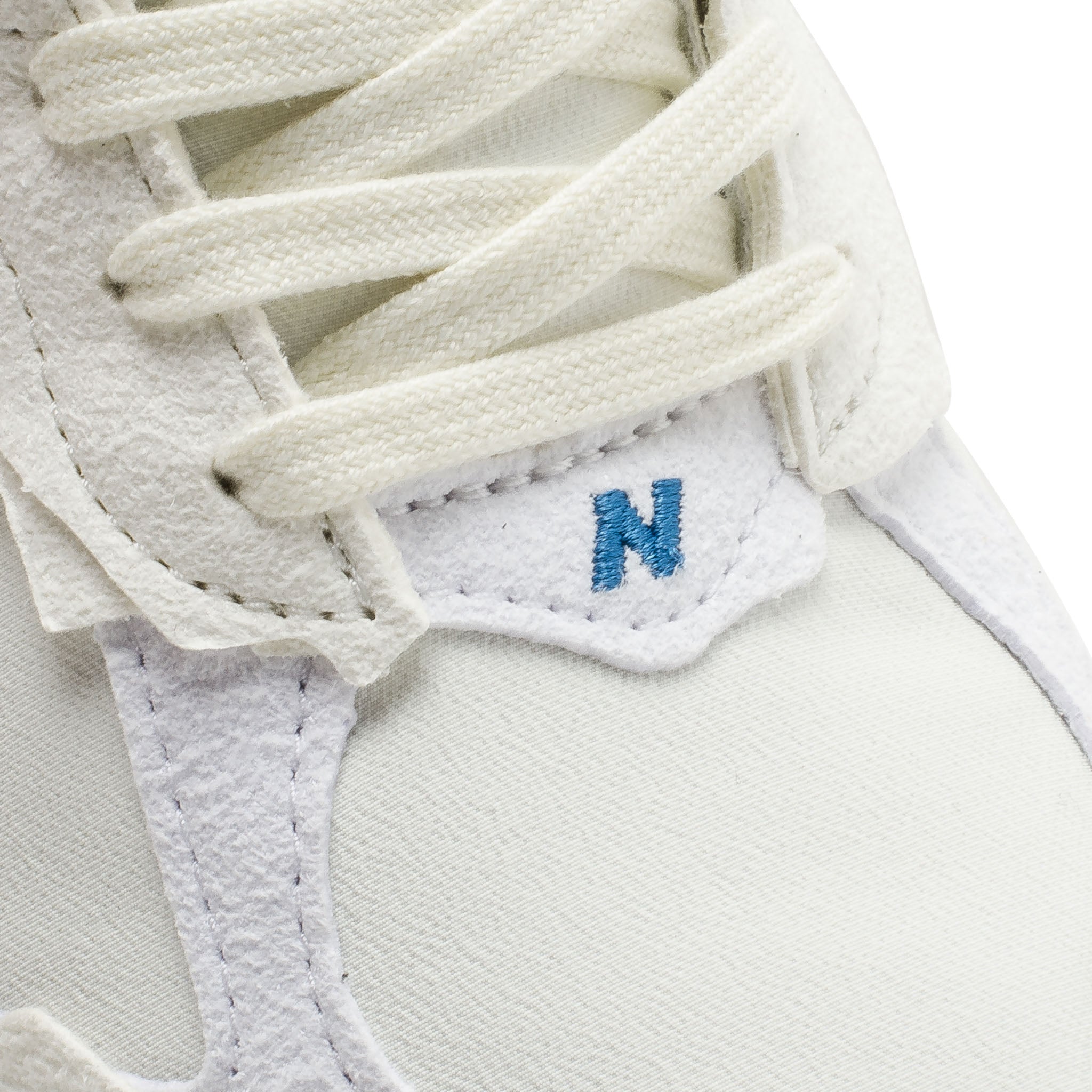 M2002RDC Sea Salt/White