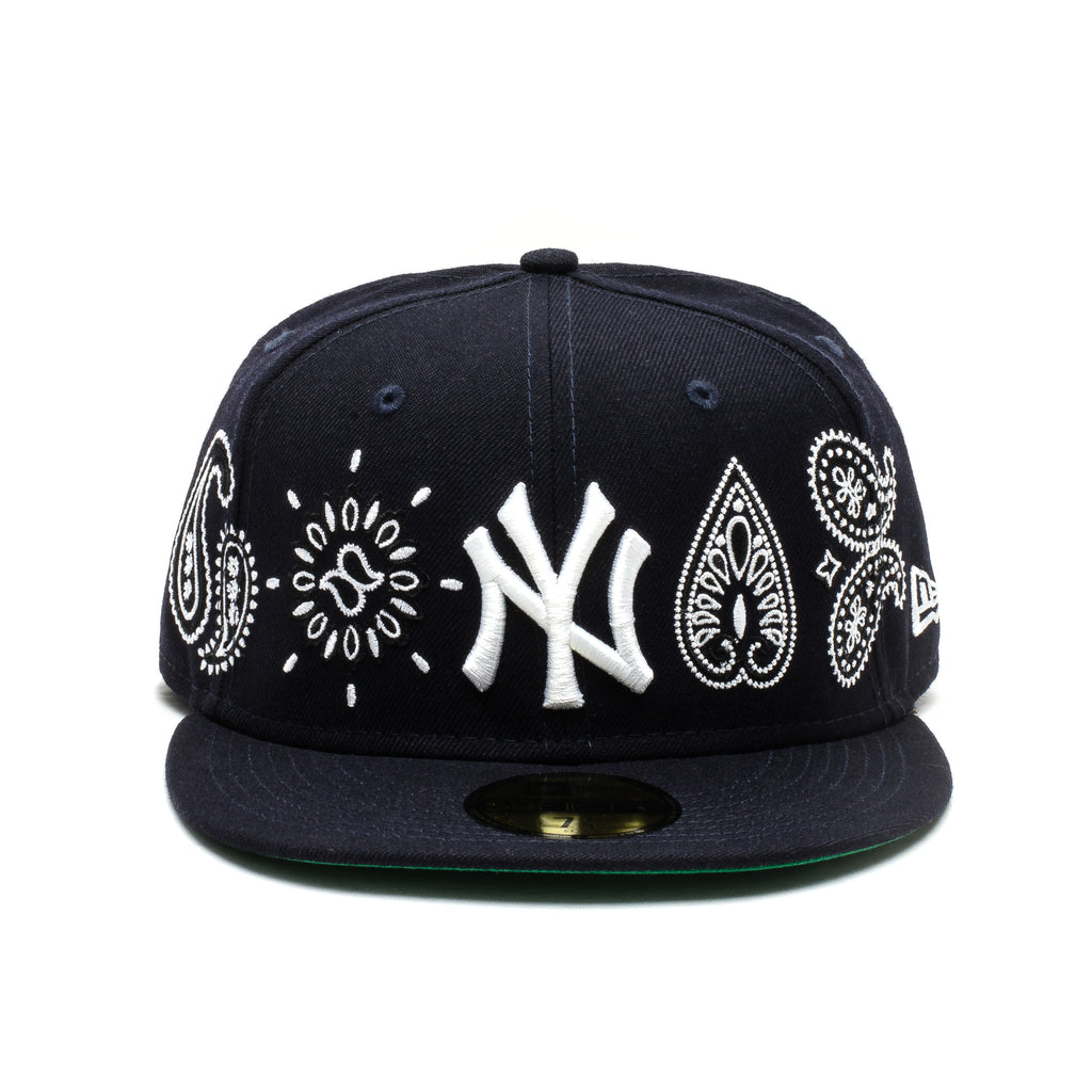 NY Yankees Paisley Navy
