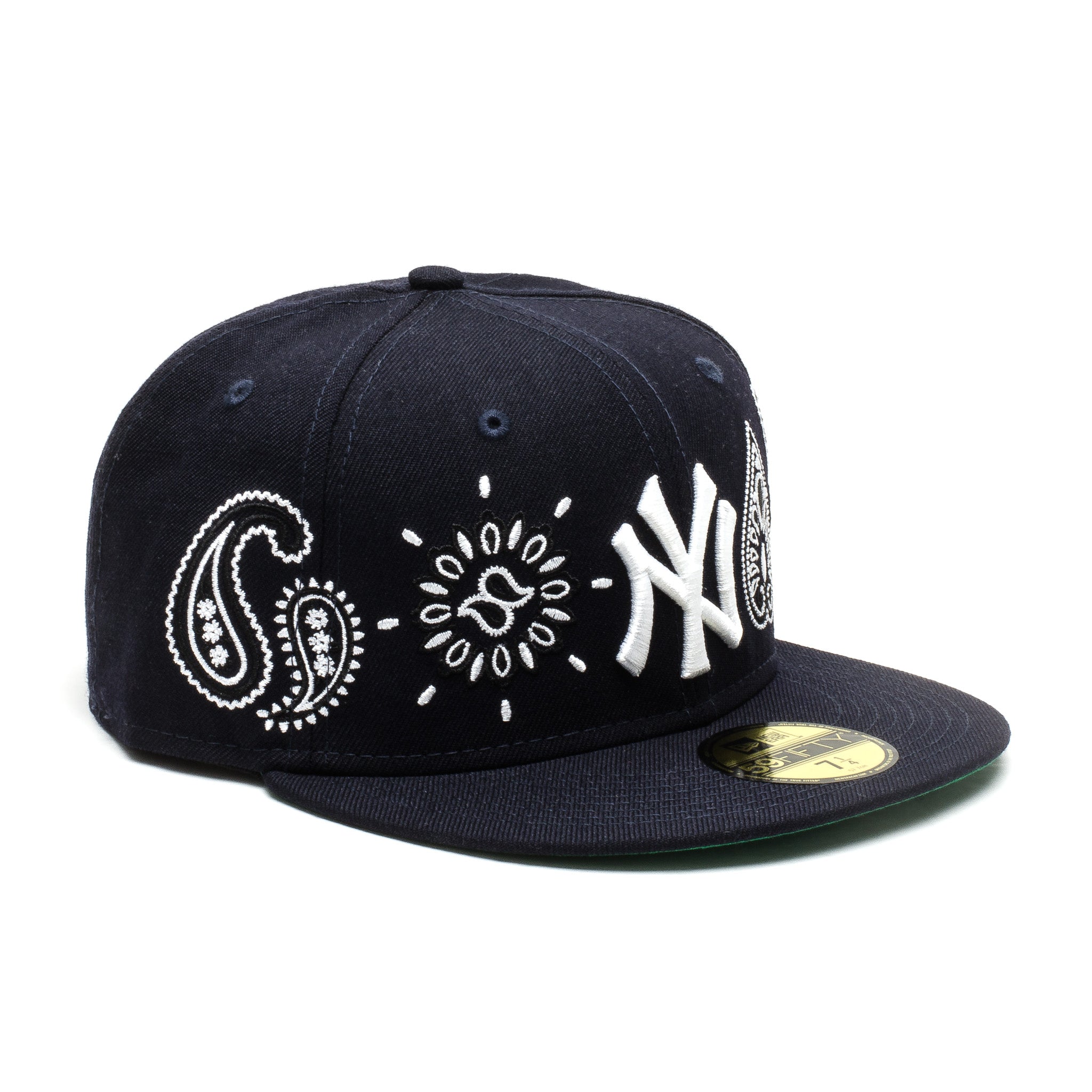 NY Yankees Paisley Navy